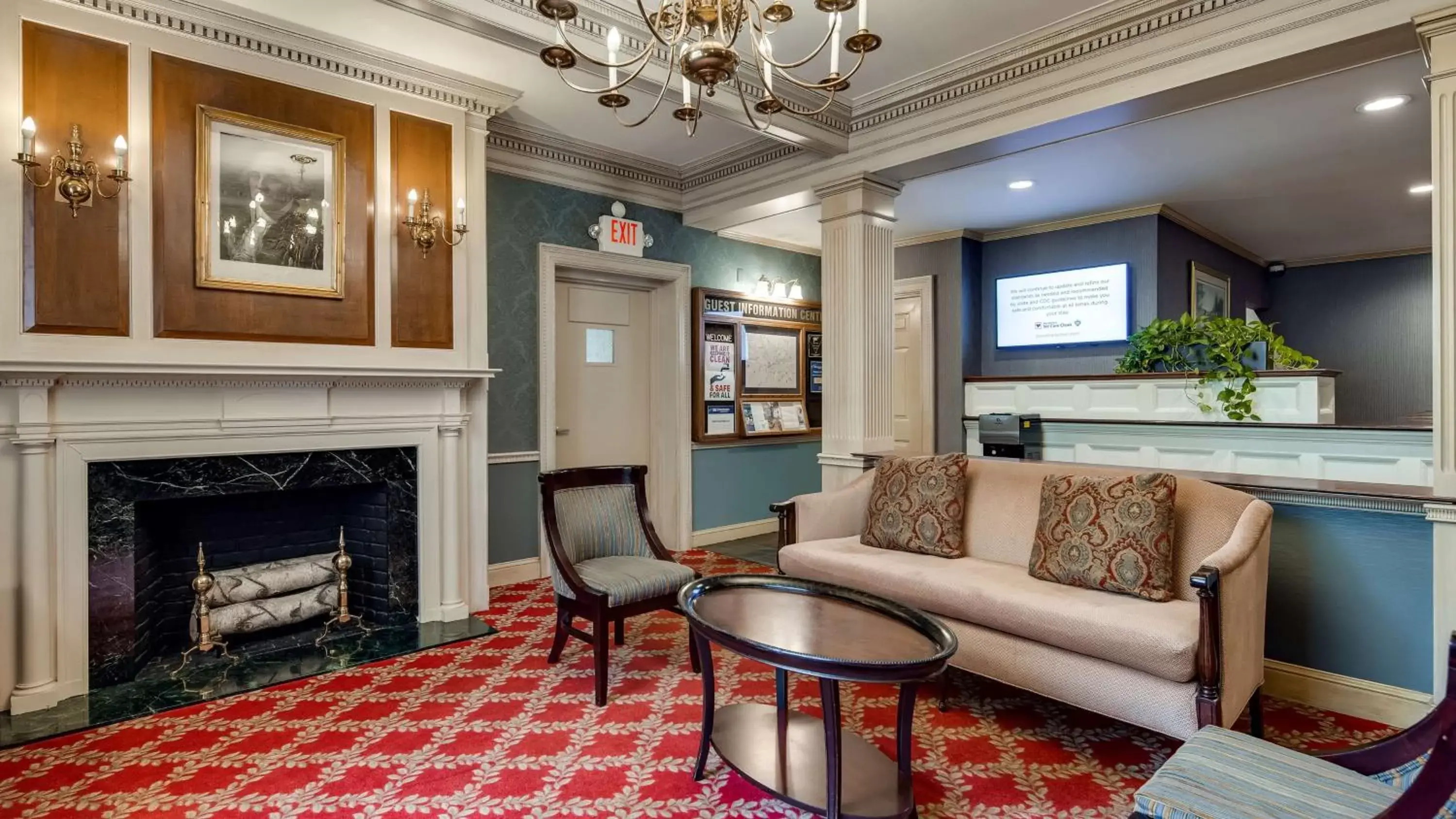 Lobby or reception, Seating Area in Best Western PLUS Morristown Inn