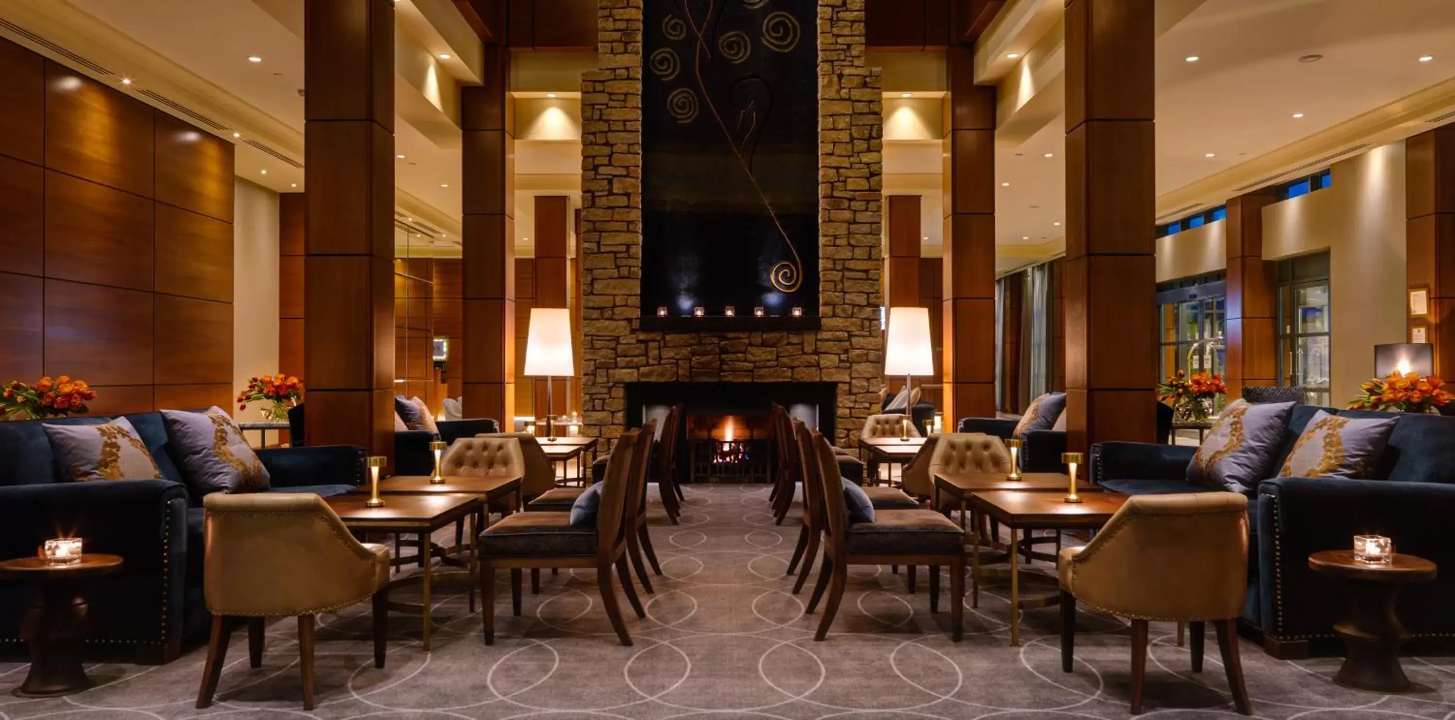 Lobby or reception, Restaurant/Places to Eat in Druids Glen Resort