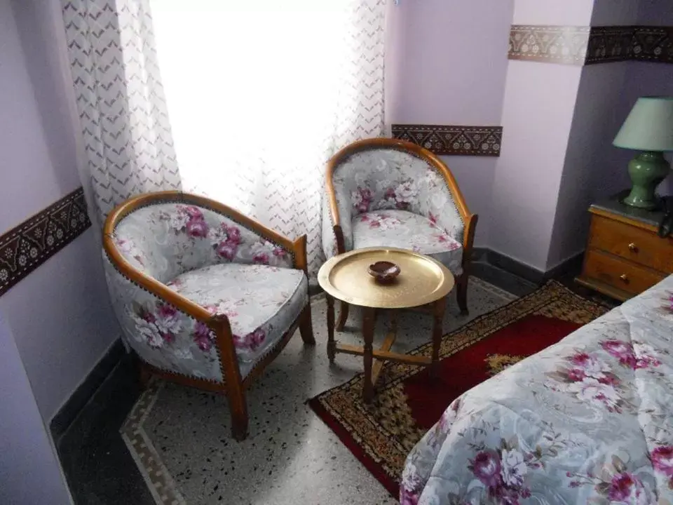 Bed in Hôtel Transatlantique Bed in Hôtel Transatlantique