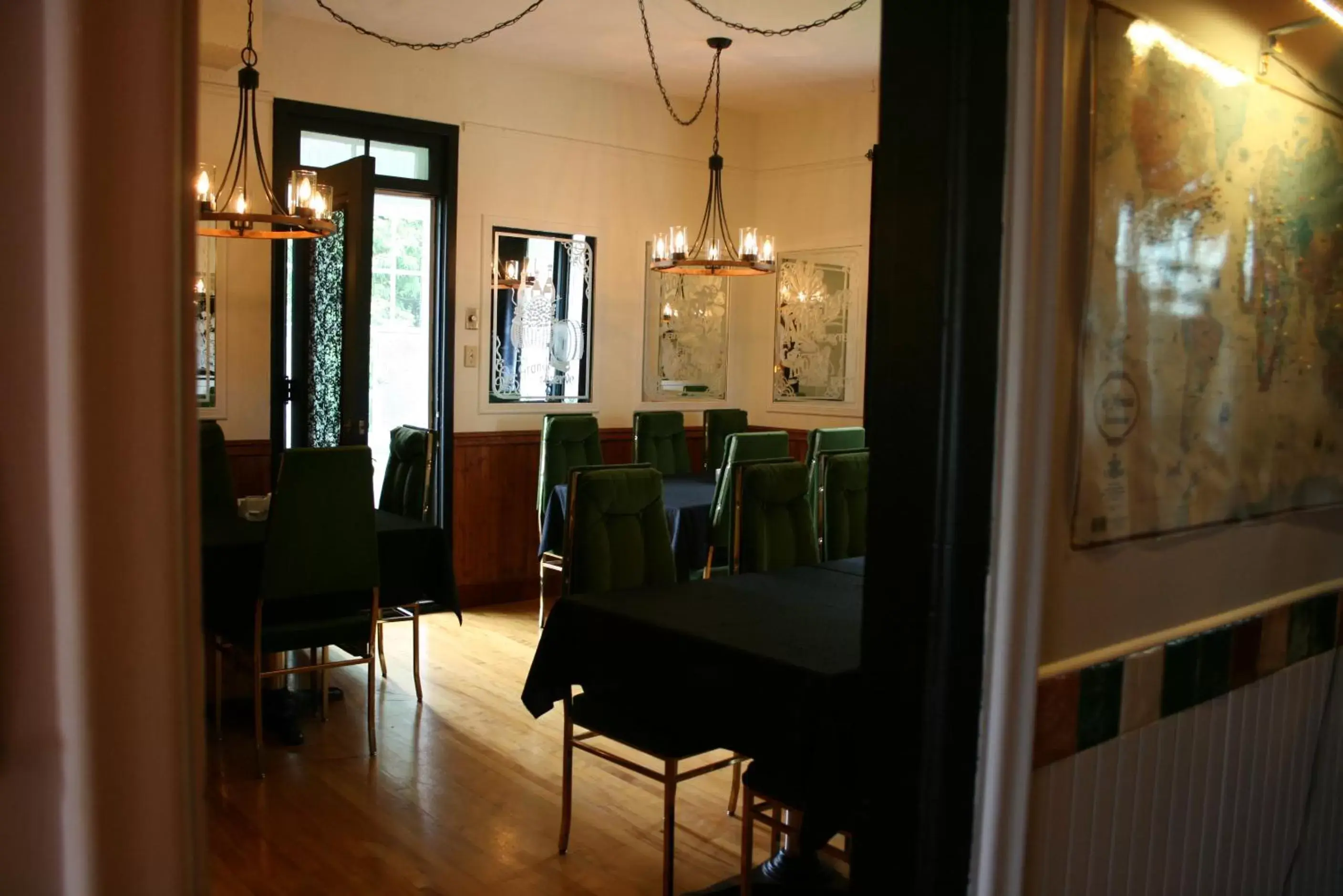 Dining area in Auberge Presbytere Mont Lac-Vert