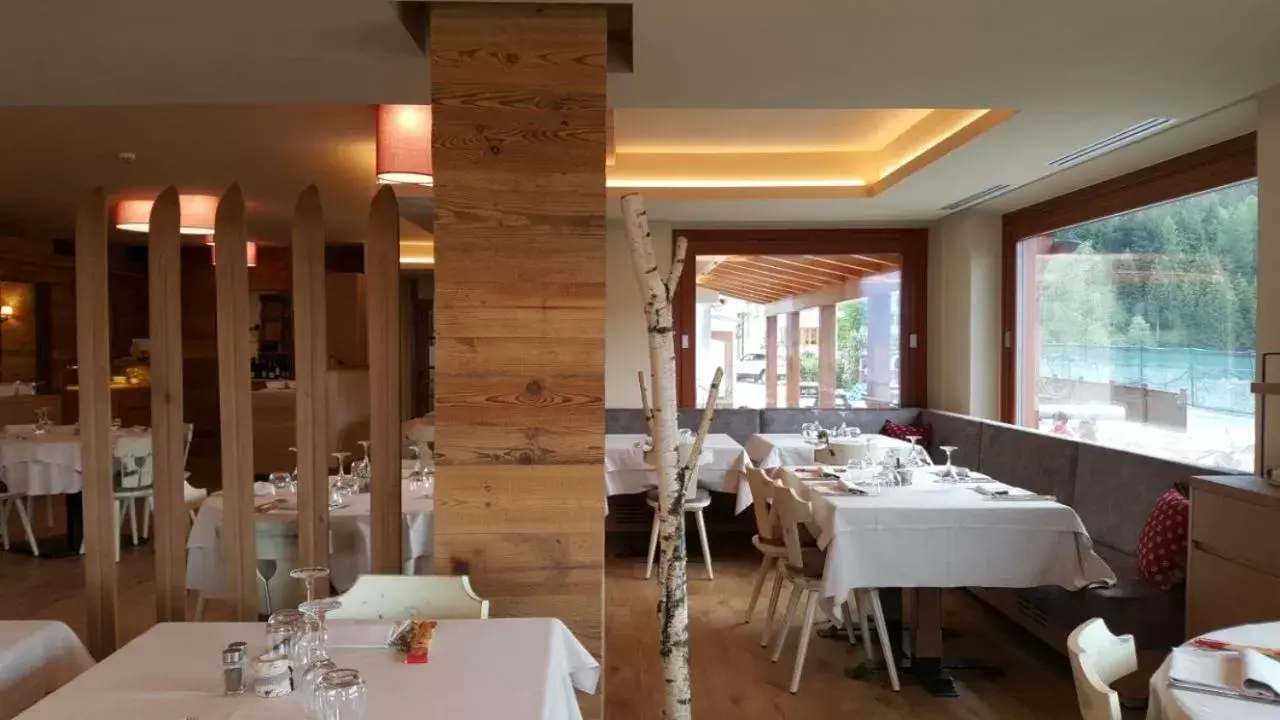 Restaurant/Places to Eat in Hotel Vallechiara