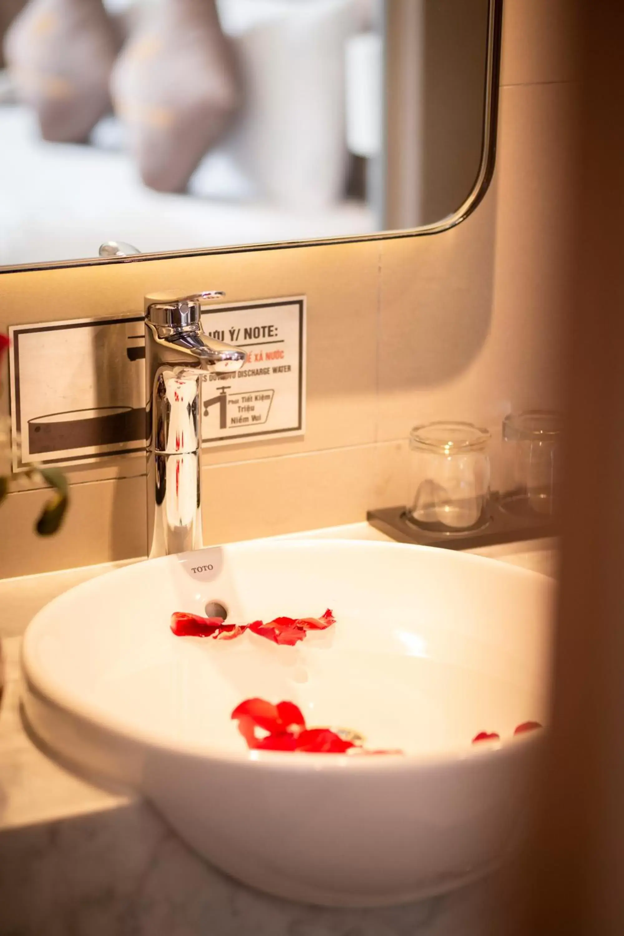 Bathroom in Thanh Long Hotel - Tra Khuc