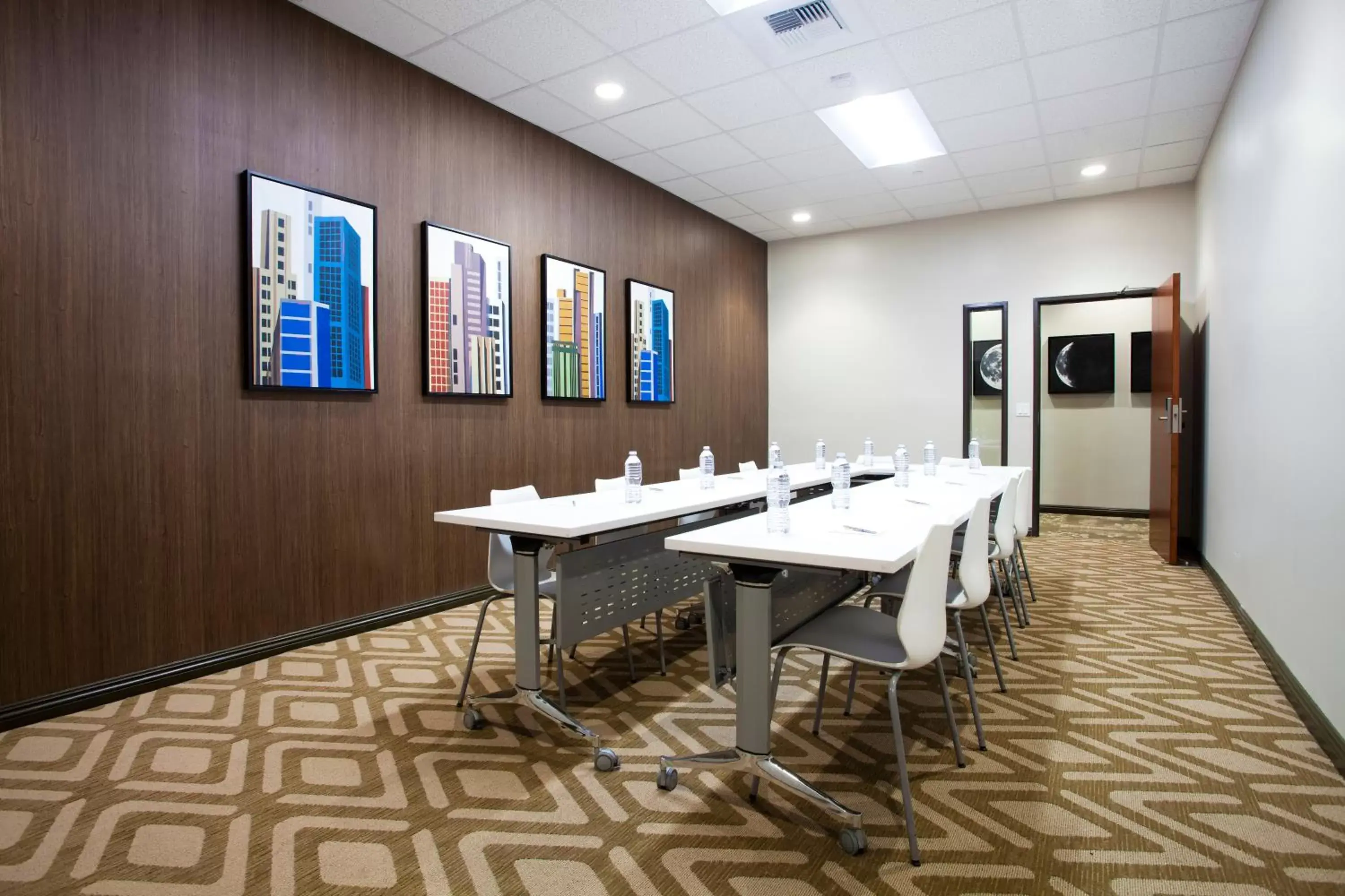 Meeting/conference room, Business Area/Conference Room in Redac Gateway Hotel Torrance