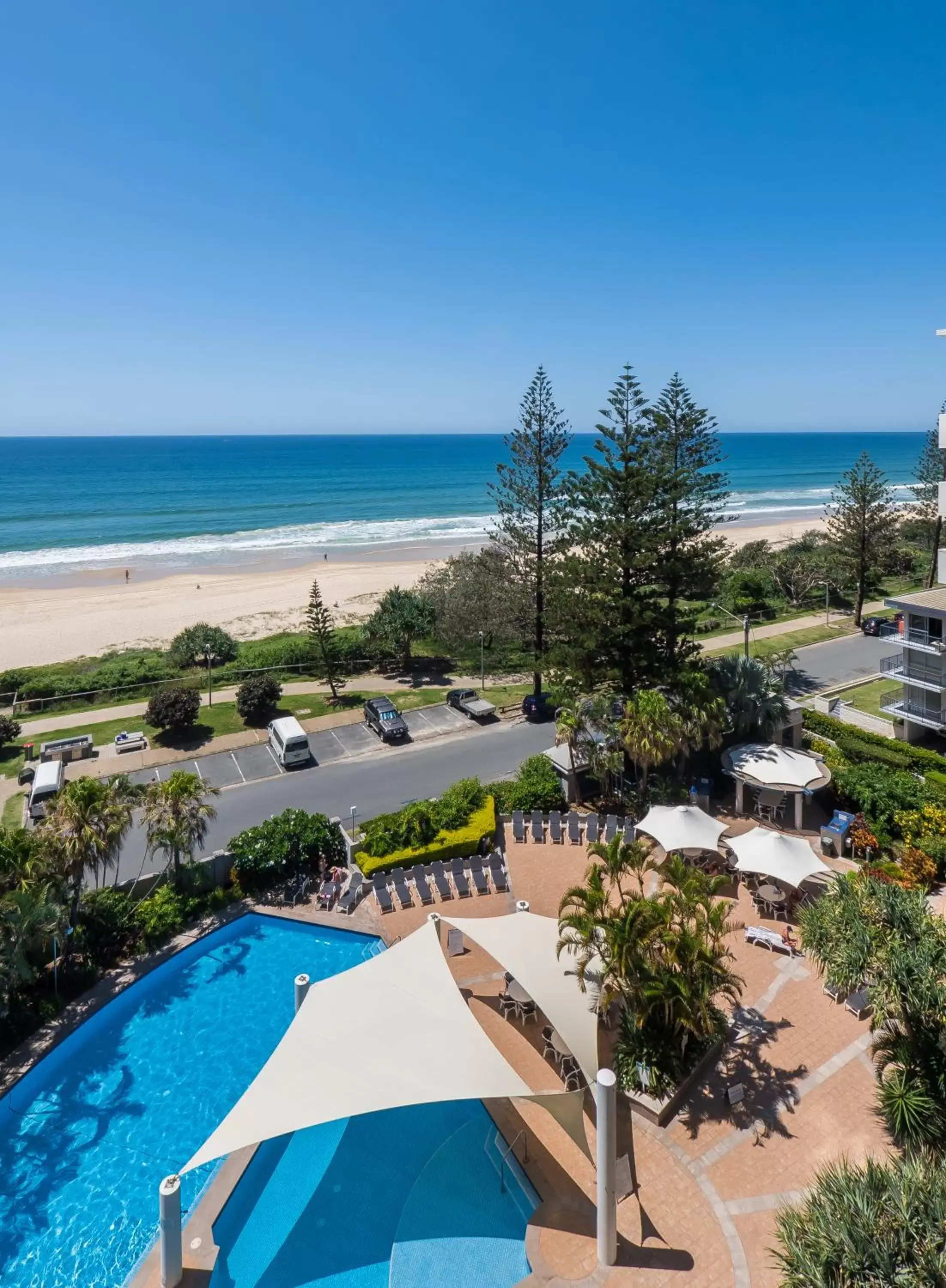 Garden view, Pool View in Oceana On Broadbeach