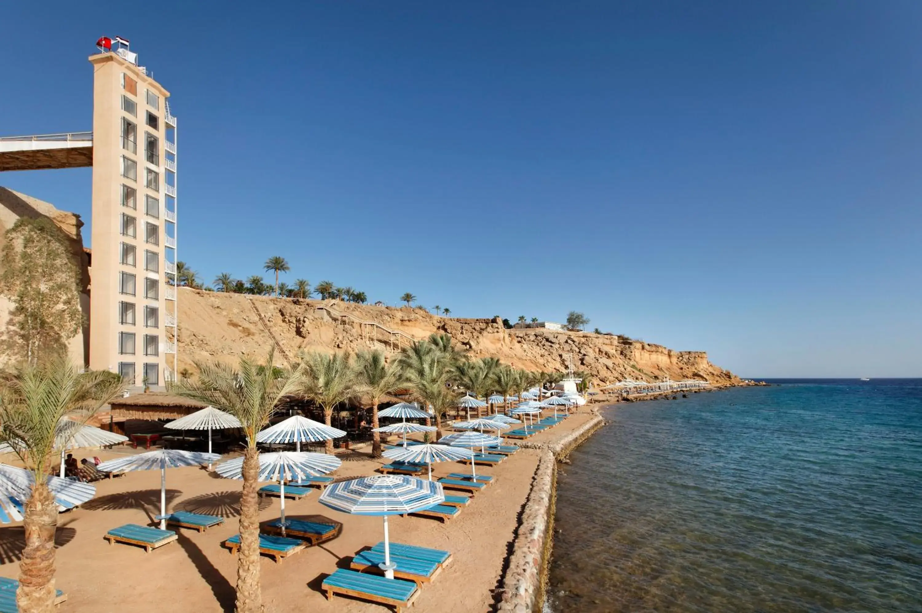 Beach in Albatros Sharm Resort - By Pickalbatros