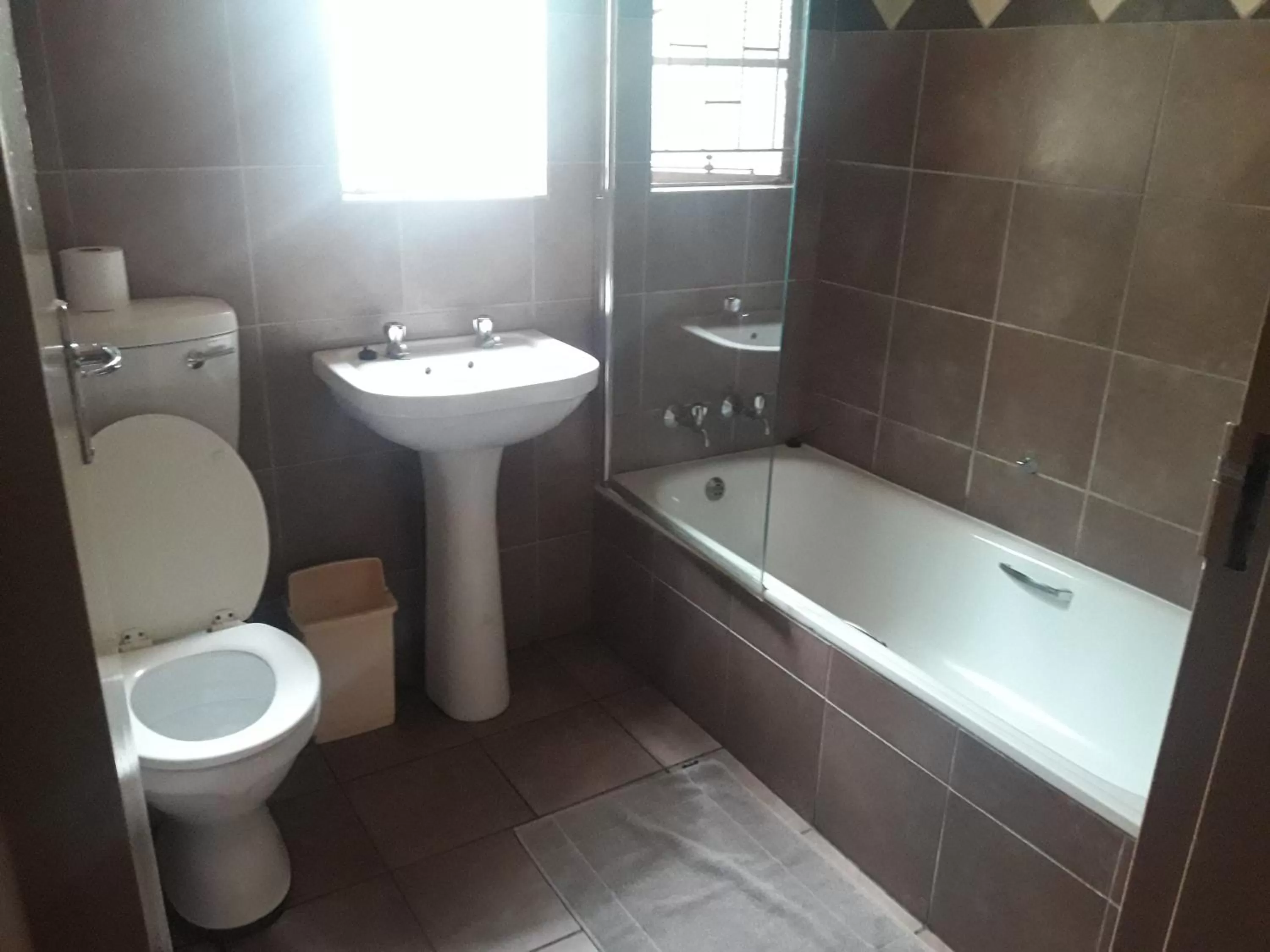 Horseshoe Inn and Conference Center