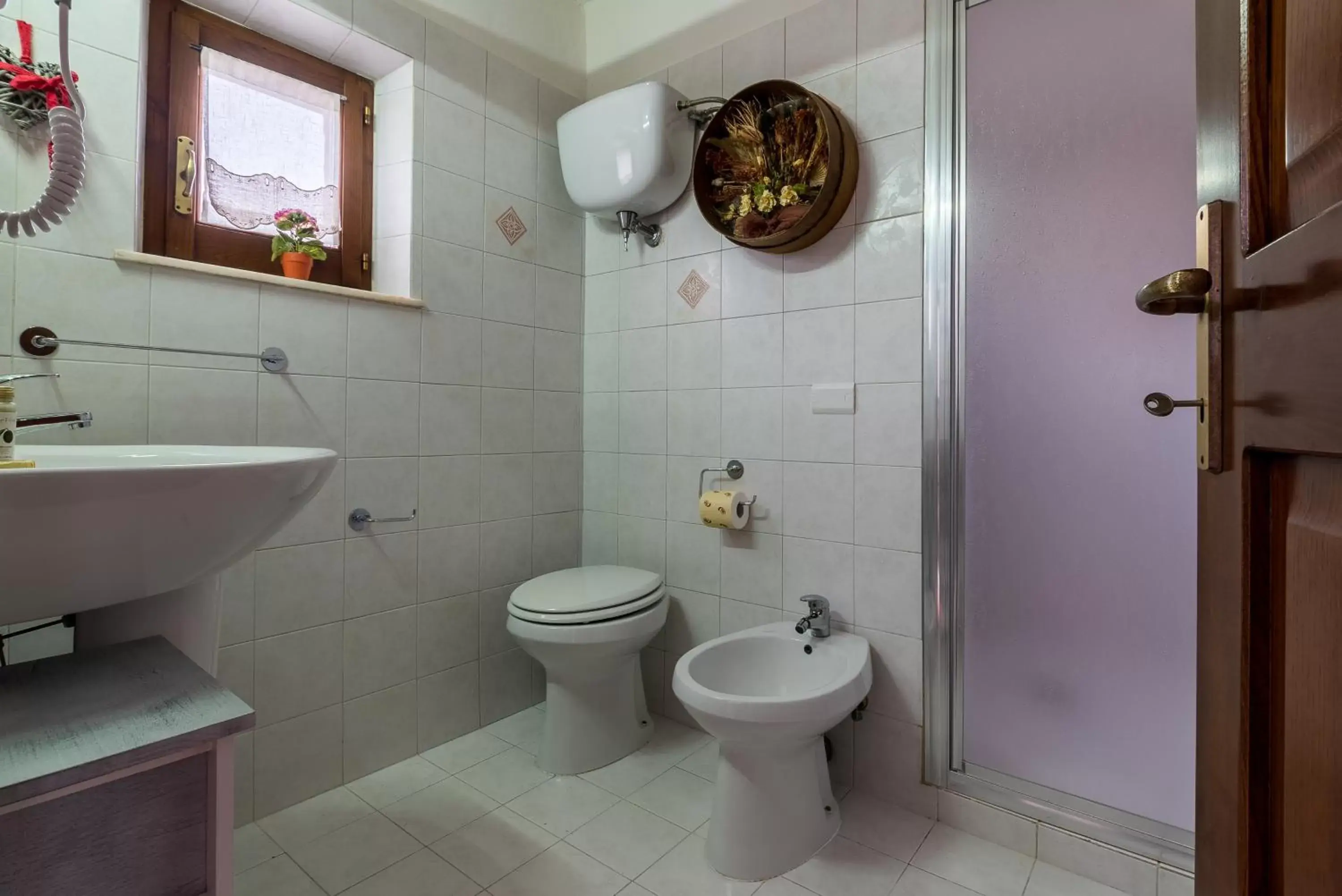 Shower, Bathroom in Borgo Terrosi