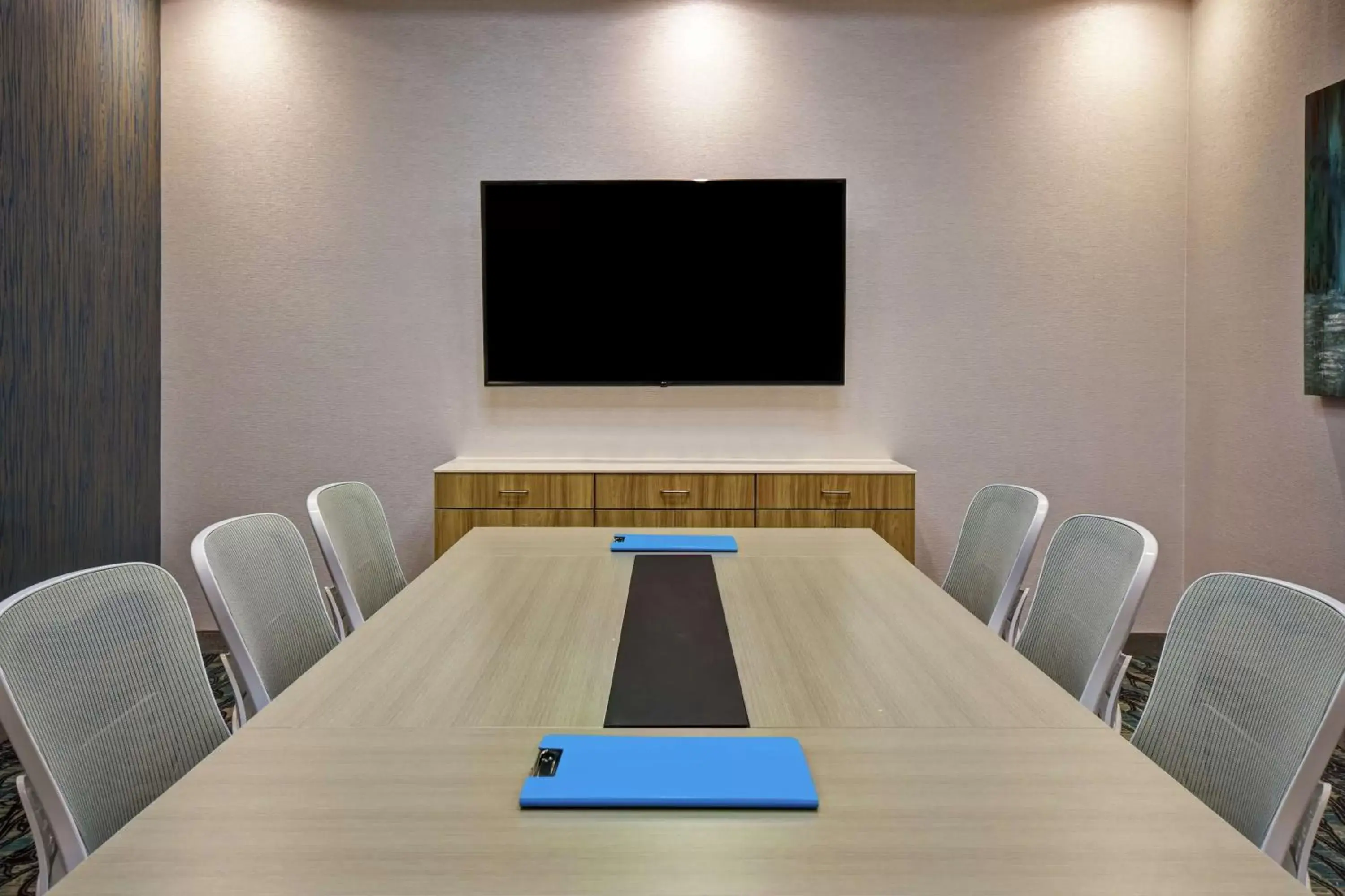 Meeting/conference room in Home2 Suites By Hilton San Francisco Airport North