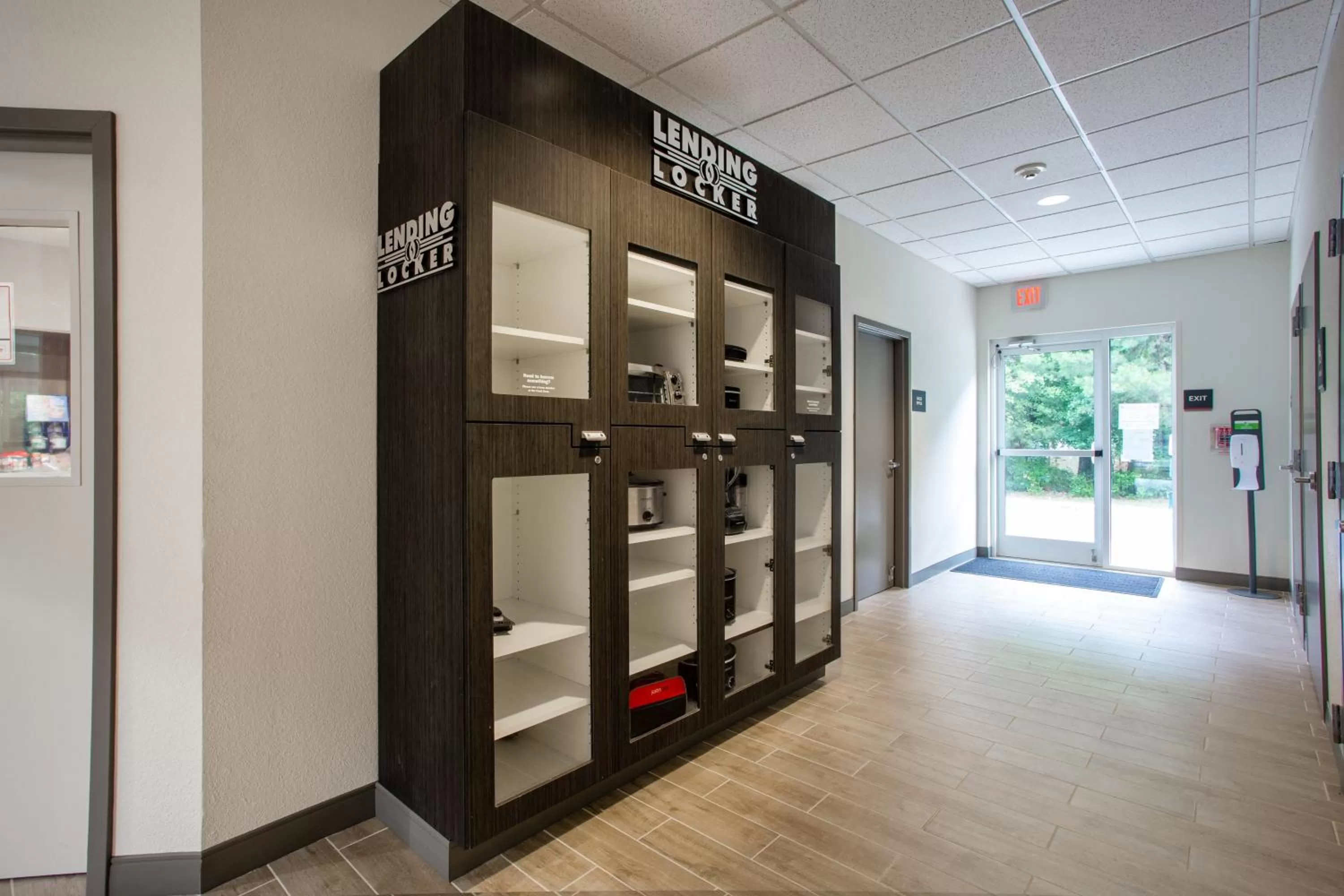 Lobby or reception in Candlewood Suites Apex Raleigh Area by IHG