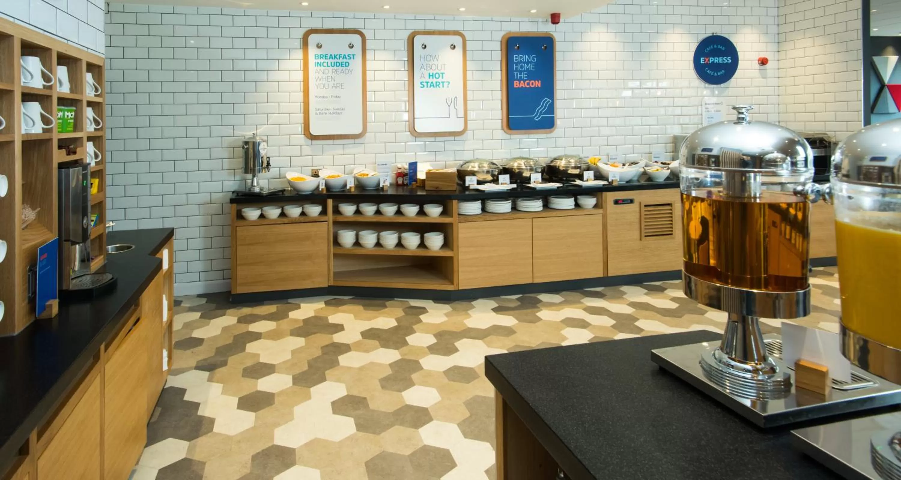 Breakfast in Holiday Inn Express Bristol City Centre by IHG