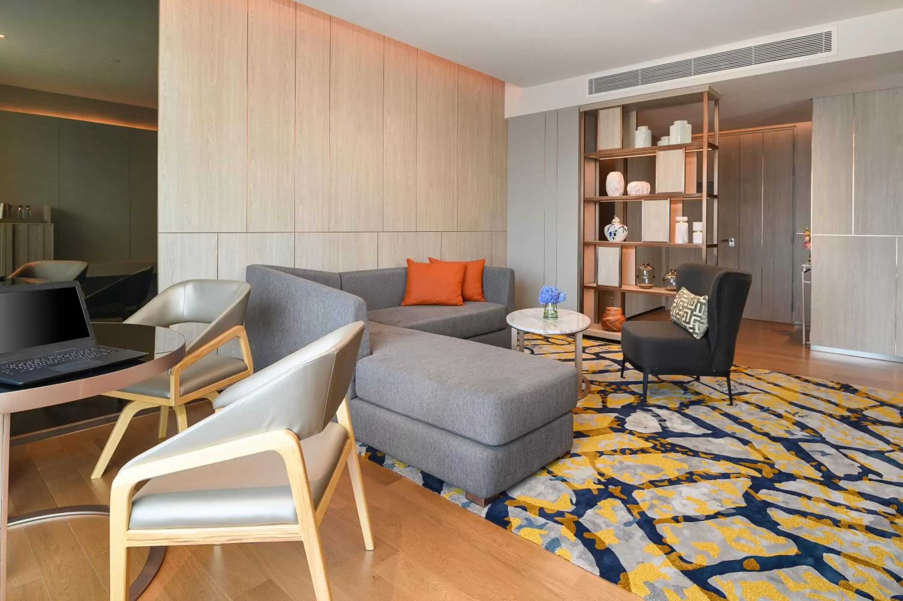Living room, Seating Area in Hotel Nikko Bangkok - SHA Extra Plus Certified