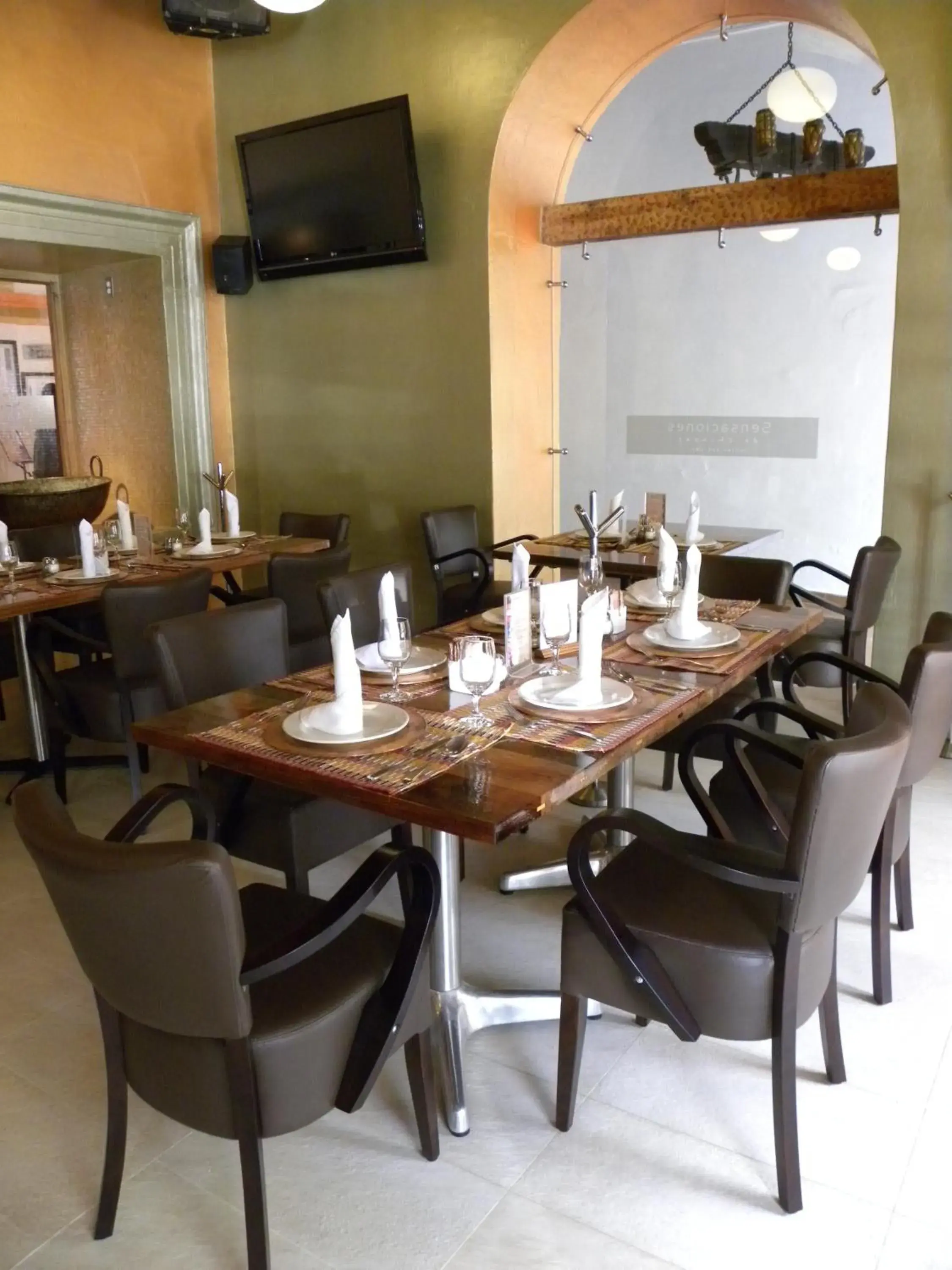 Restaurant/Places to Eat in Hotel Ciudad Real Centro Historico