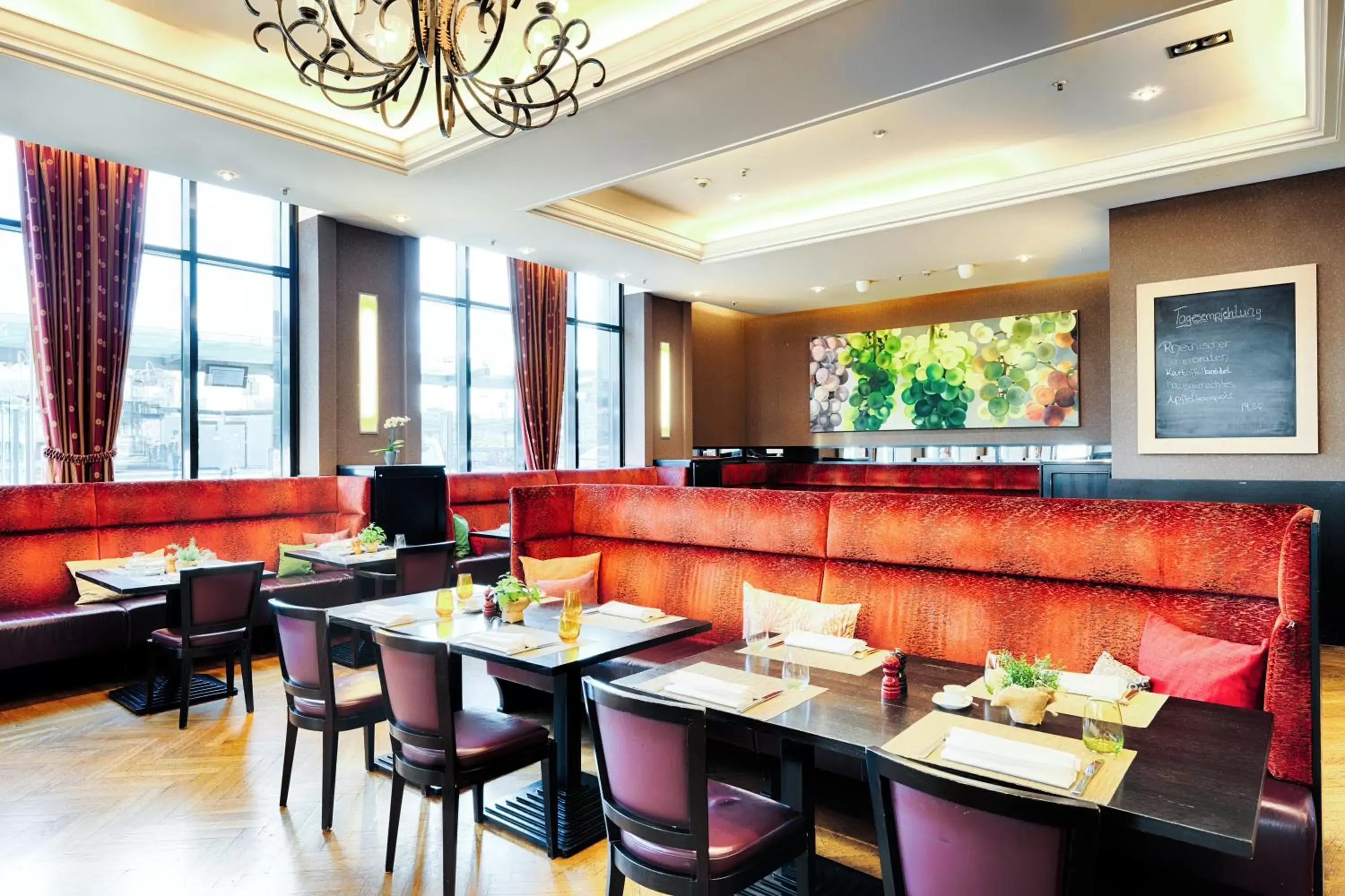 Restaurant/places to eat in Welcome Parkhotel Euskirchen Restaurant/places to eat in Welcome Parkhotel Euskirchen