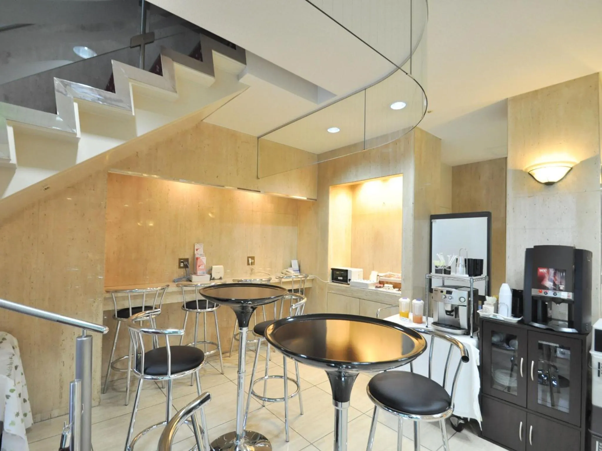 Lobby or reception in Kobe City Gardens Hotel (Formally Hotel Kobe Shishuen)