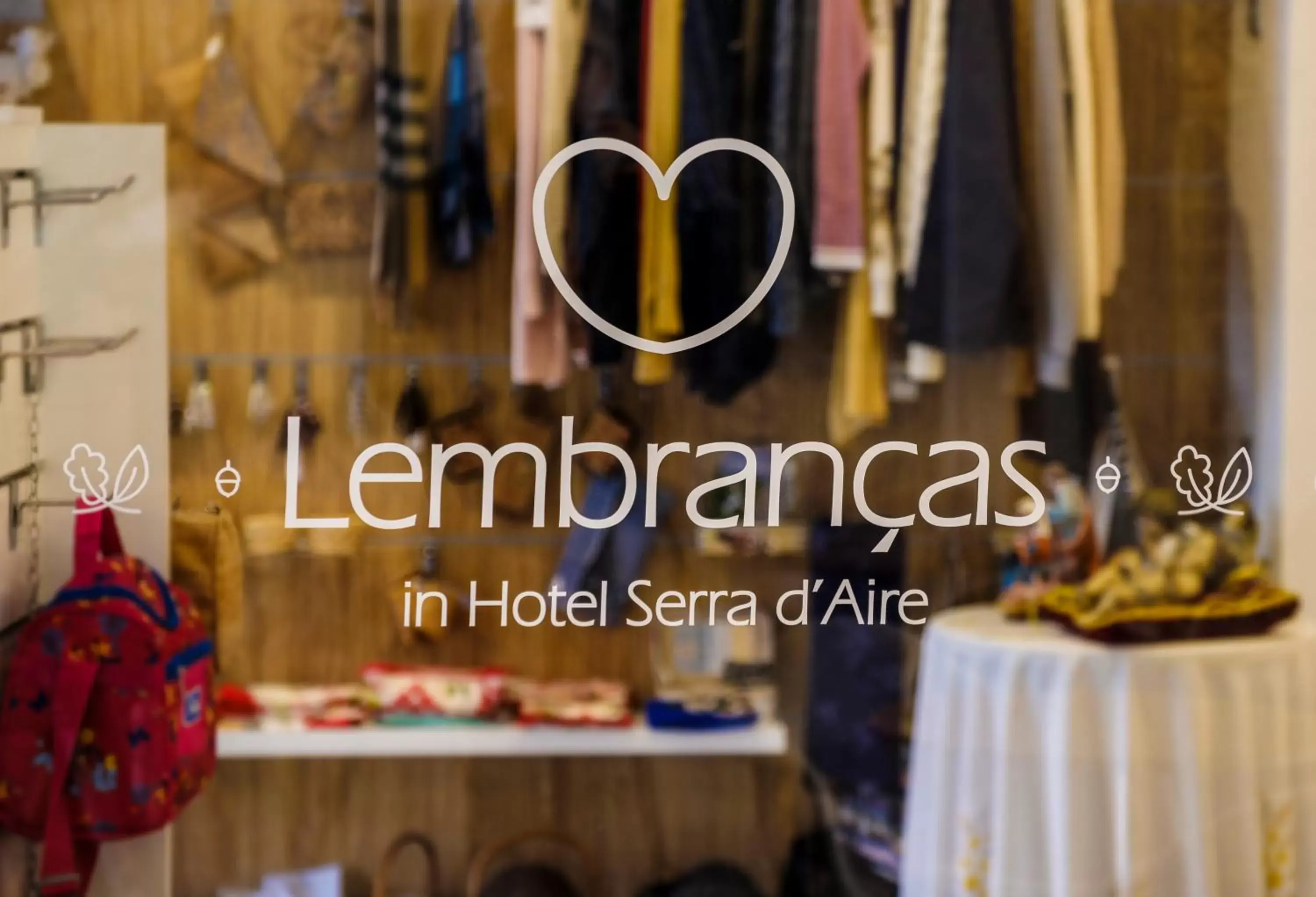 On-site shops in Hotel Serra d'Aire - Boutique Hotel