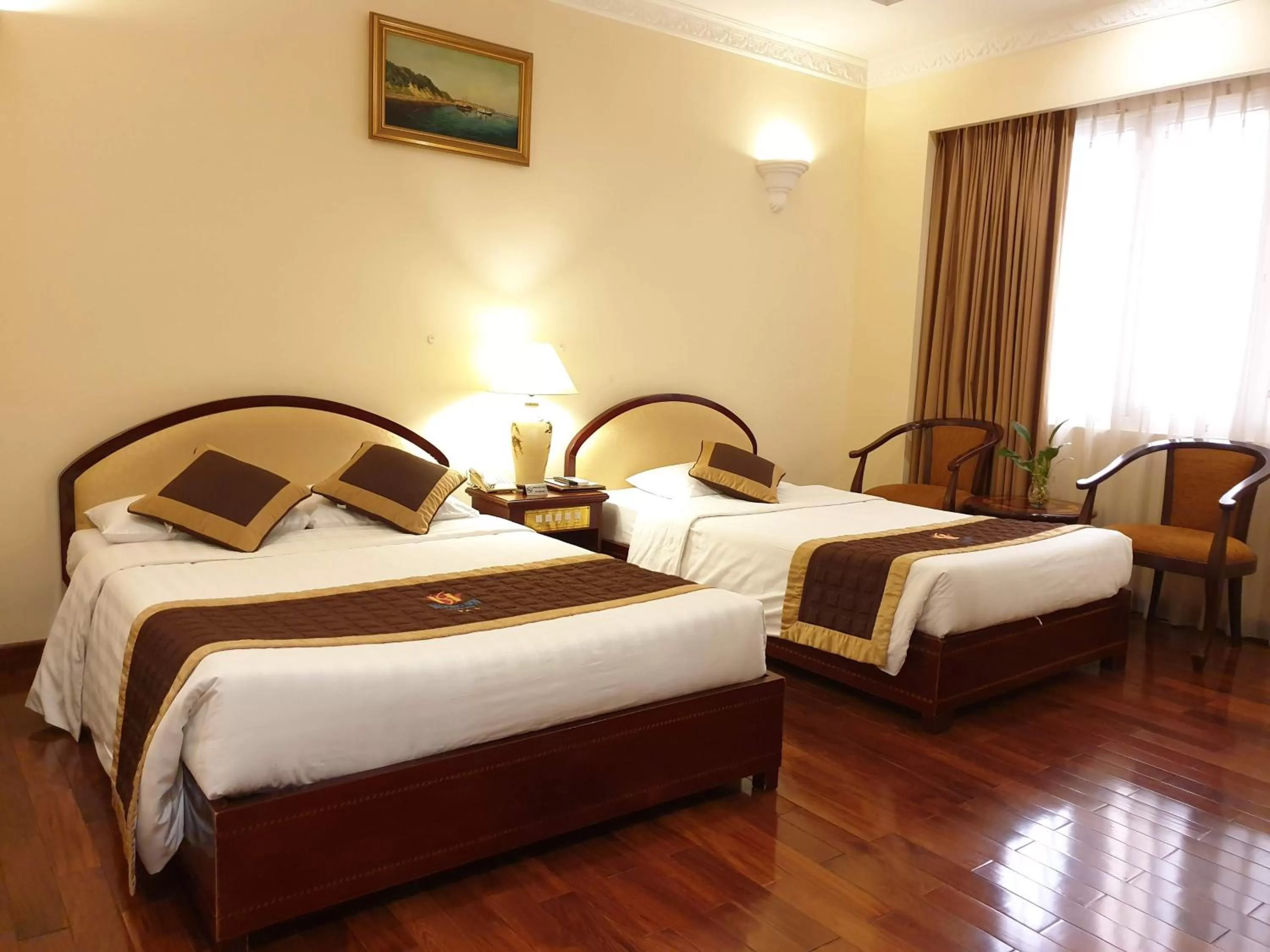 Photo of the whole room, Bed in Huong Sen Hotel