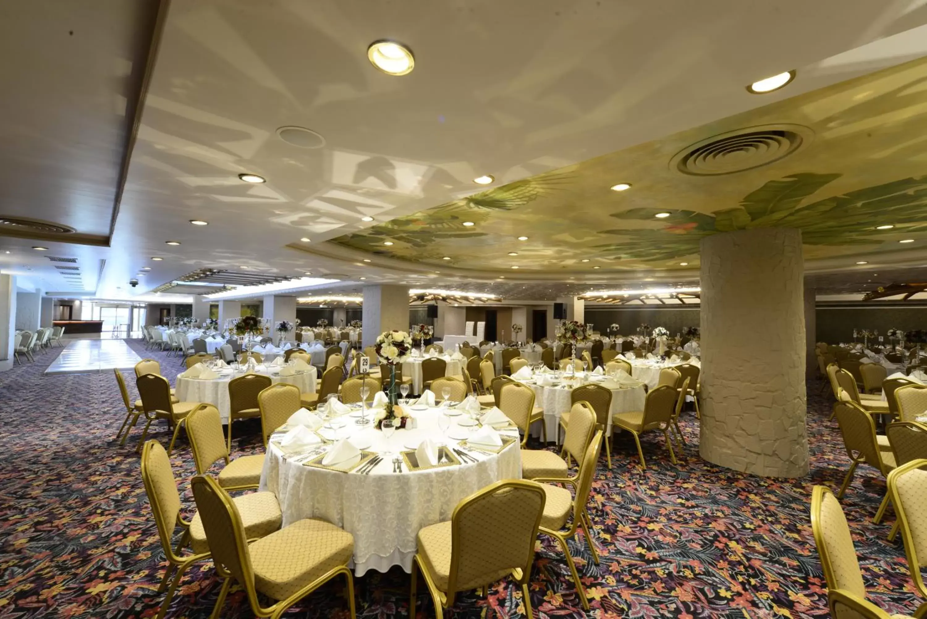Meeting/conference room, Restaurant/Places to Eat in Eresin Hotels Topkapi