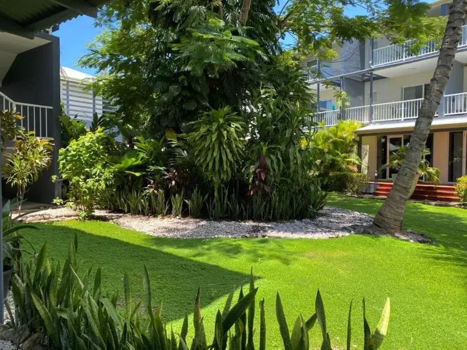 Garden in Heritage Park Hotel