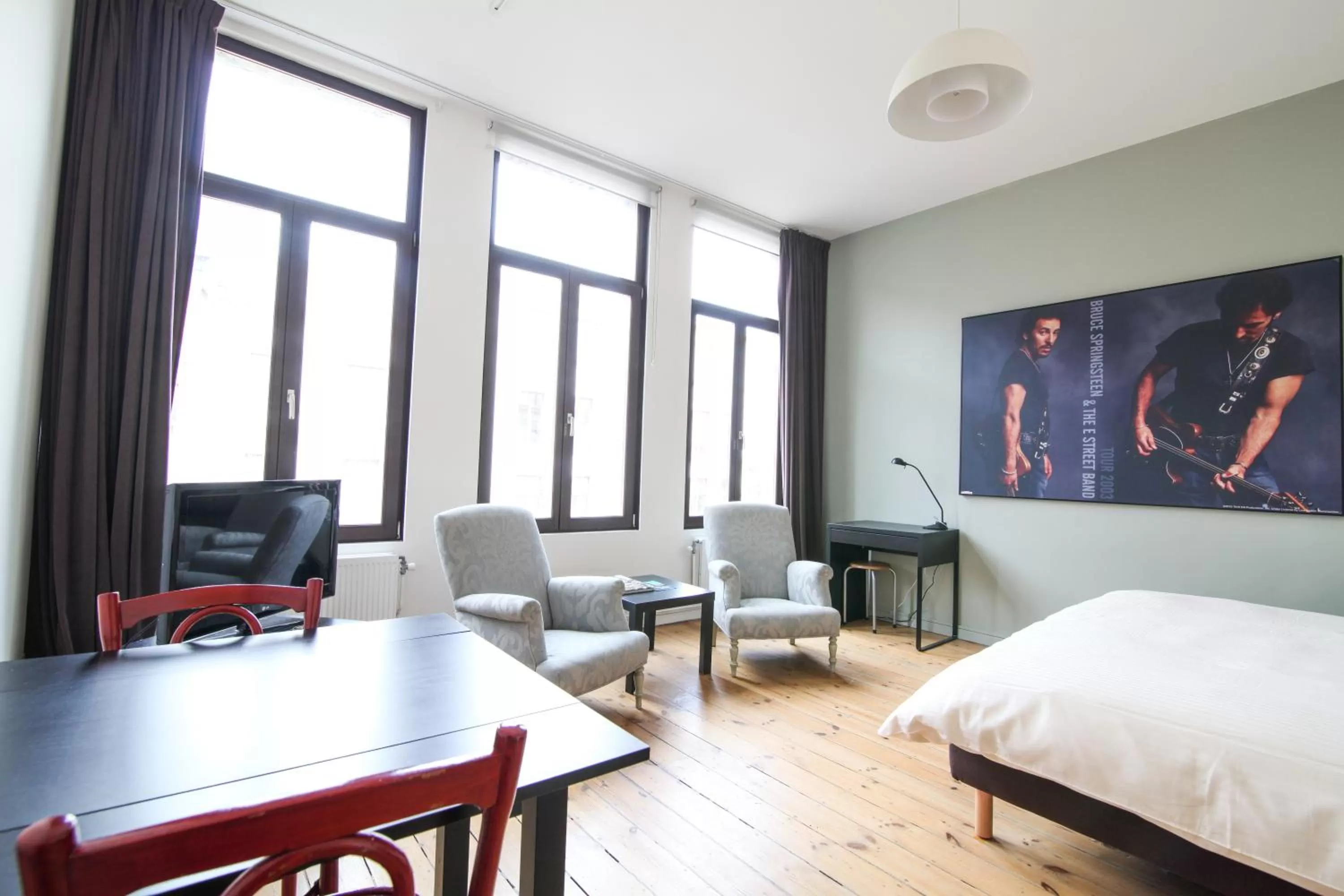 Bedroom, Bed in Because the Night city lodge