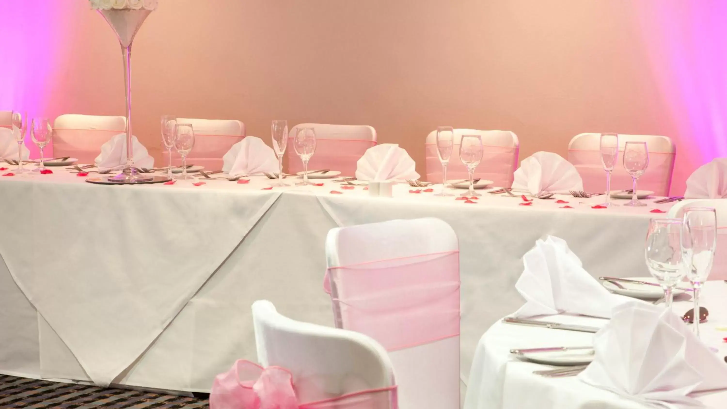 Banquet/Function facilities, Banquet Facilities in Holiday Inn Swindon, an IHG Hotel