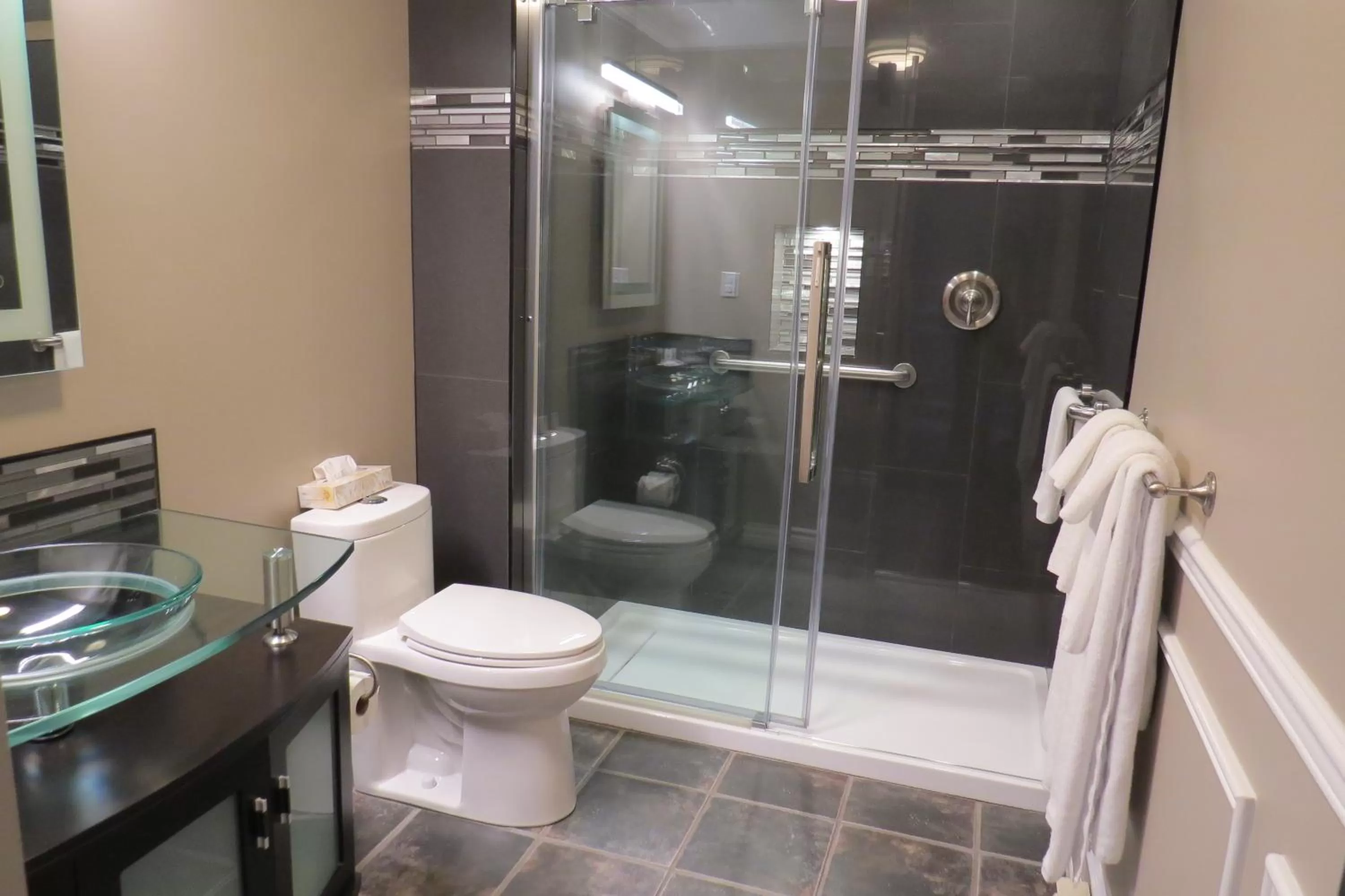 Bathroom in Dockside Suites