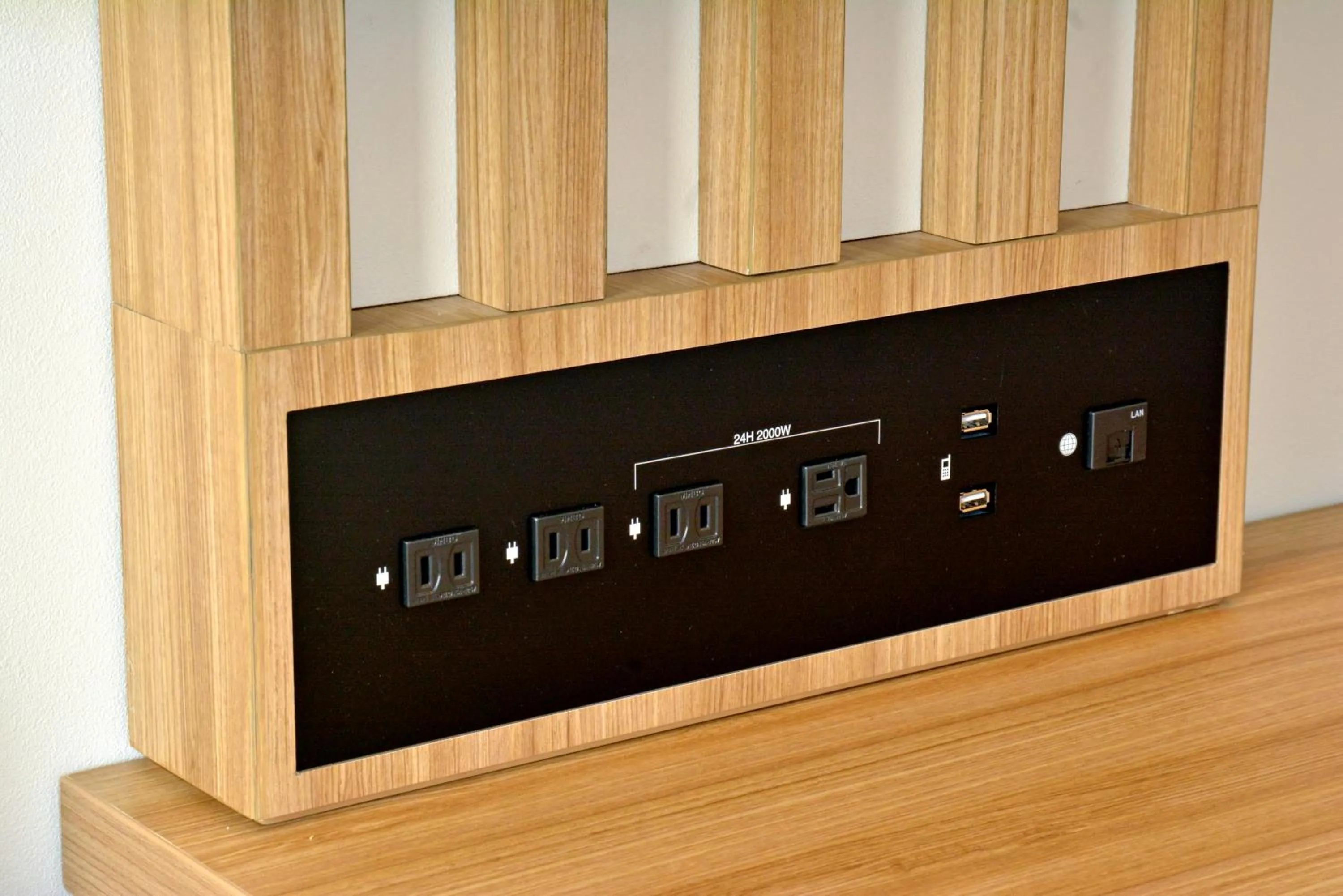 Decorative detail in Rembrandt Style Tokyo Nishikasai Grande