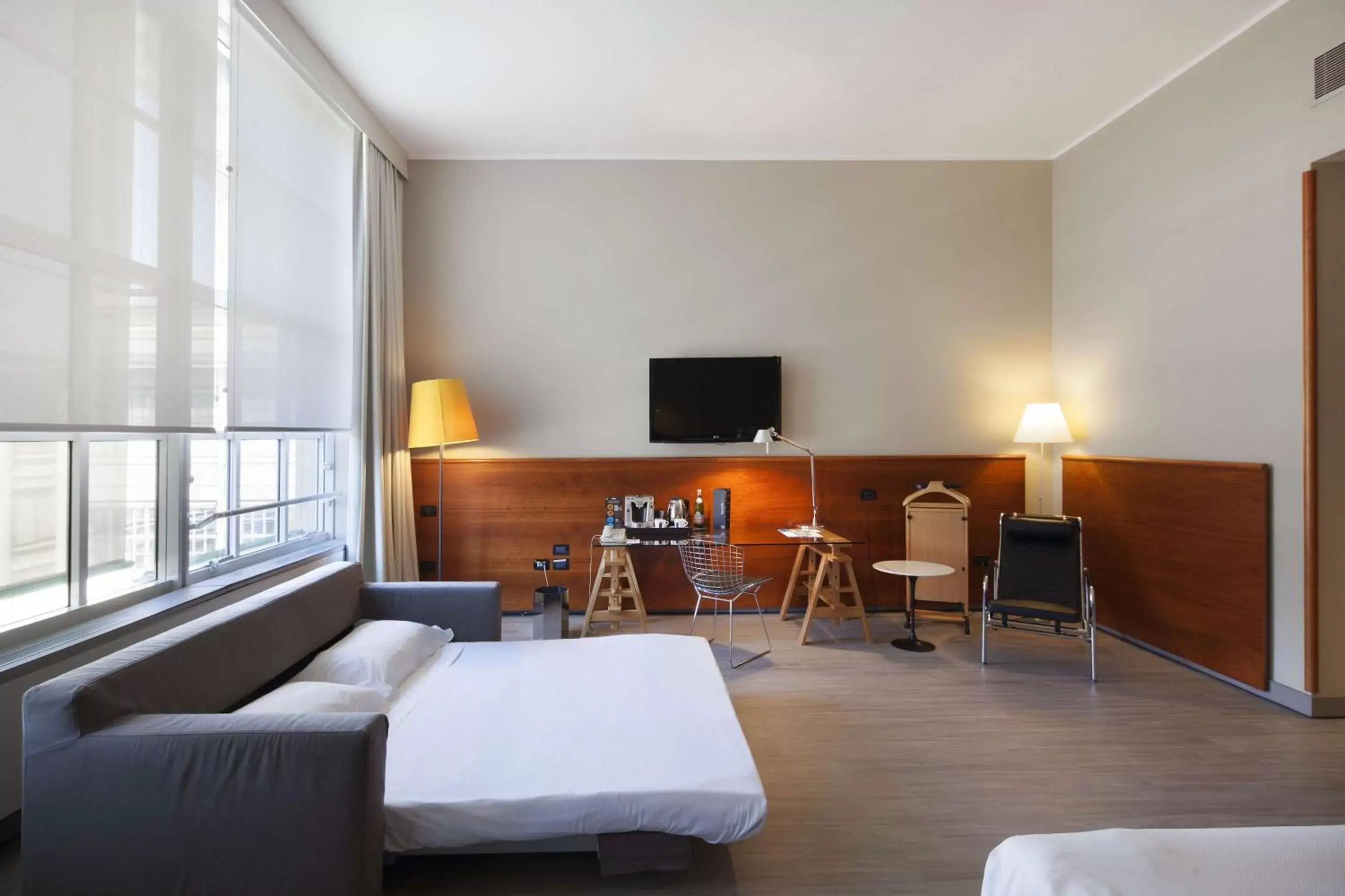 Bedroom, TV/Entertainment Center in NH Torino Lingotto Congress