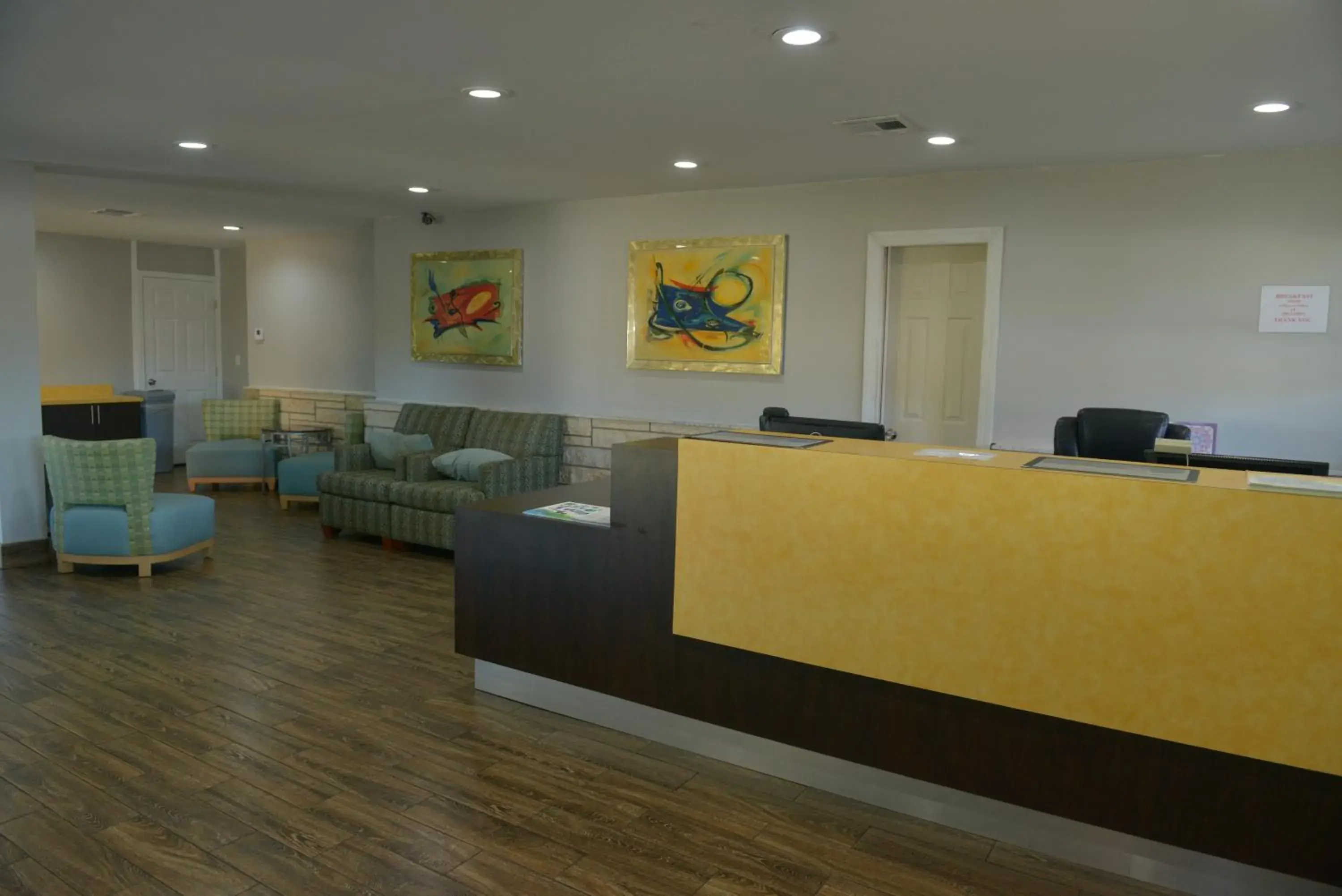 Lobby or reception in Rodeway Inn & Suites Winter Haven Chain of Lakes Lobby or reception in Rodeway Inn & Suites Winter Haven Chain of Lakes