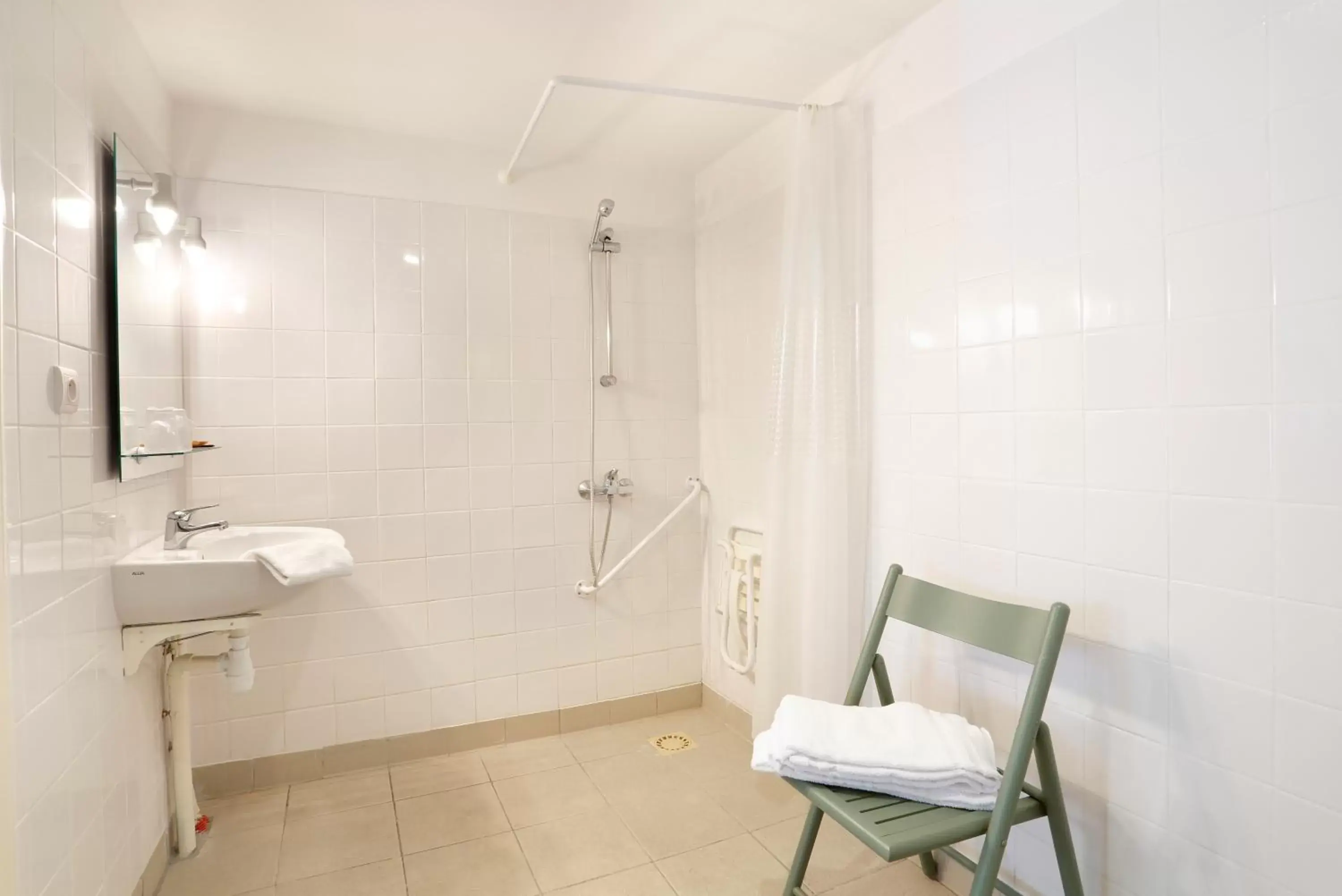 Bathroom in Vacancéole - Résid'Price