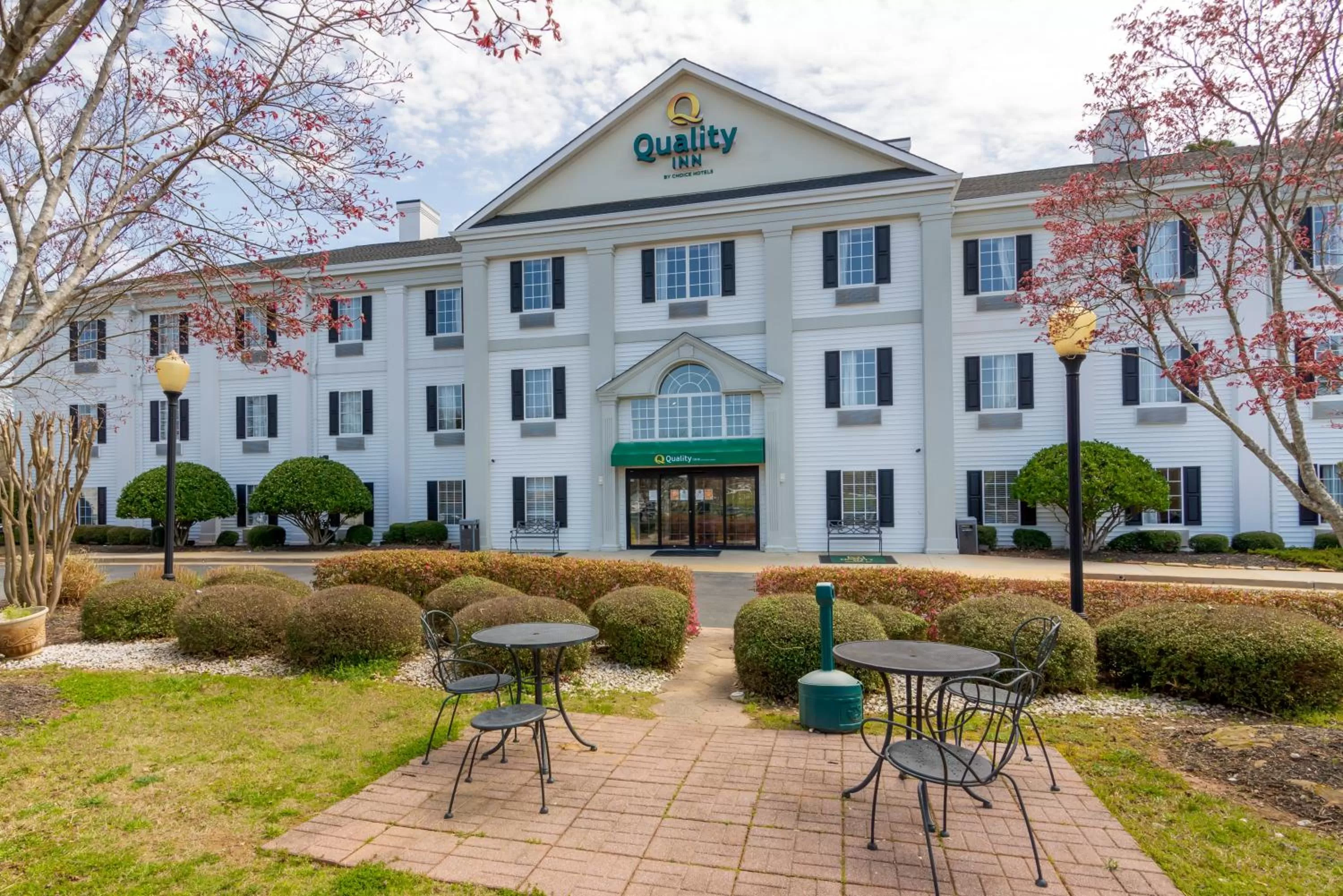Patio in Quality Inn Newnan - Atlanta South