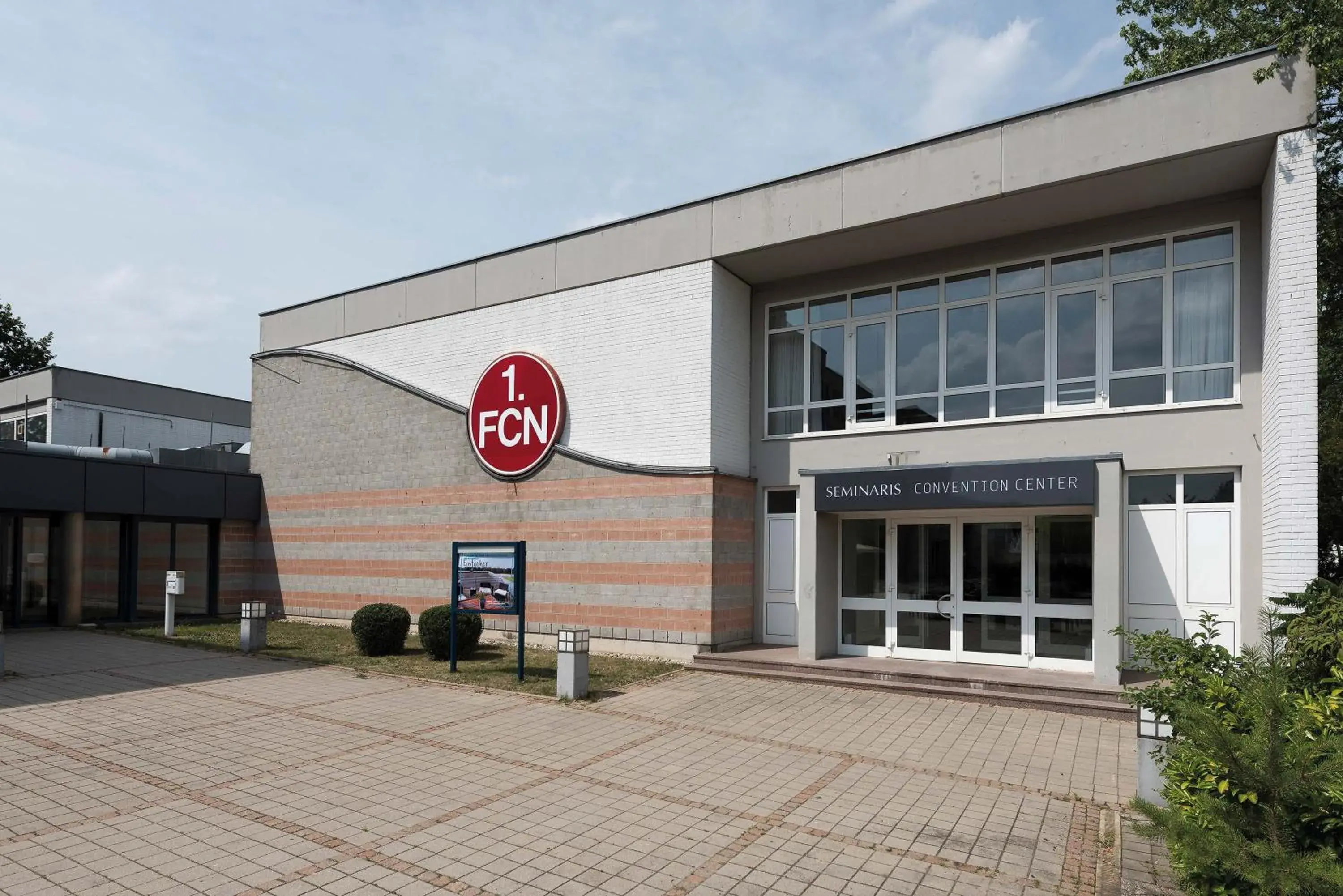 Property building in Seminaris Hotel Nürnberg Property building in Seminaris Hotel Nürnberg