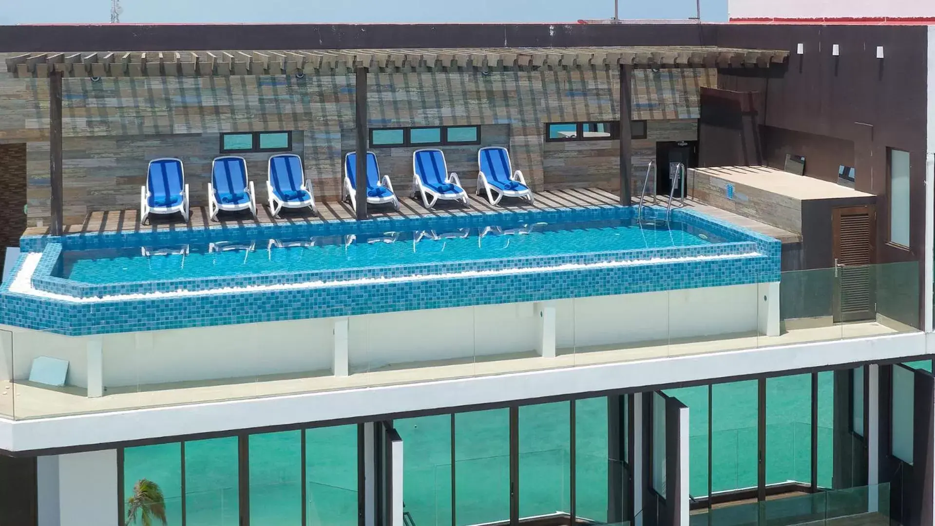 Pool view in Arena Beach Hotel Pool view in Arena Beach Hotel