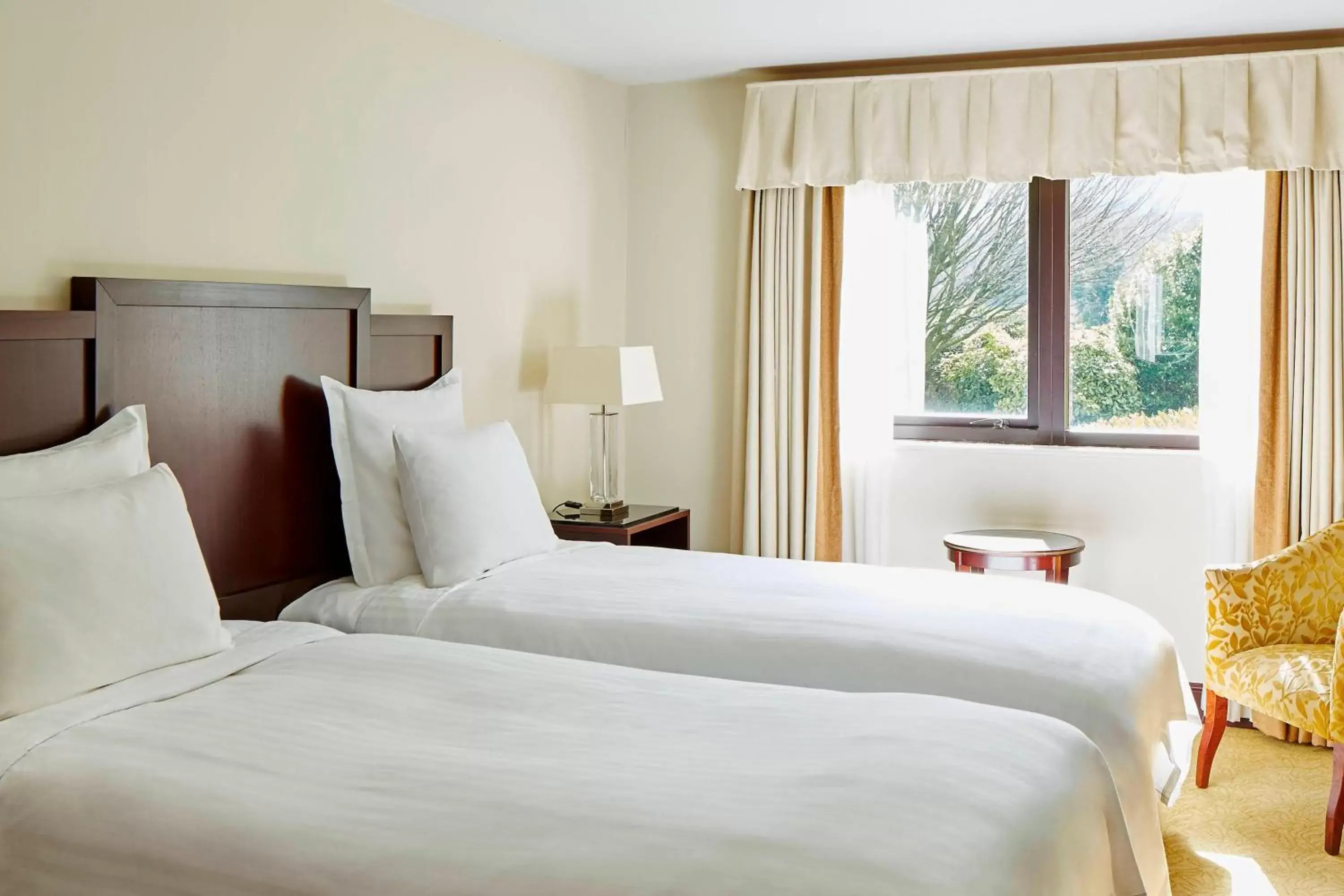 Photo of the whole room, Bed in Delta Hotels by Marriott St Pierre Country Club
