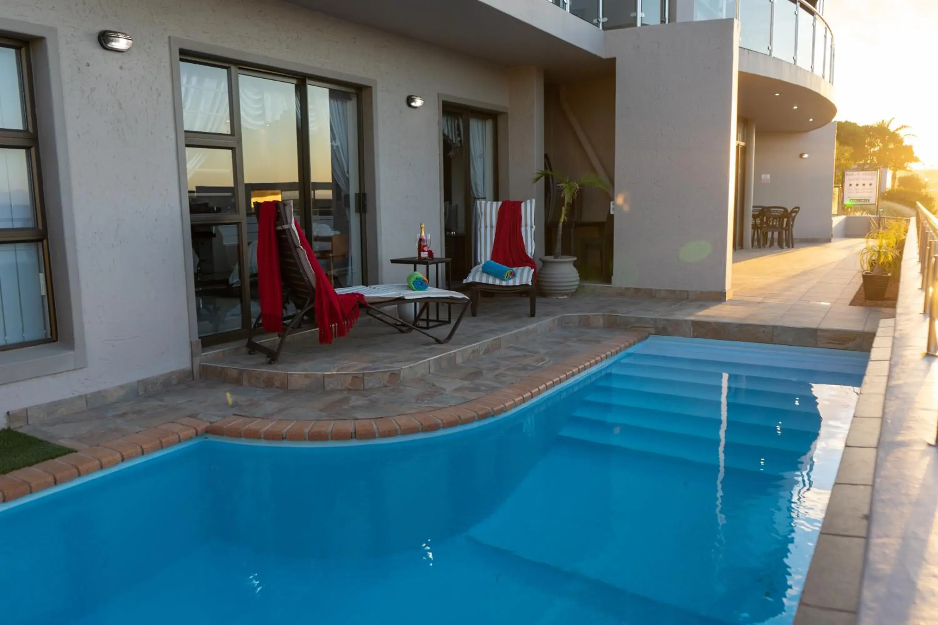 Patio, Swimming Pool in Bar-t-nique Guest House