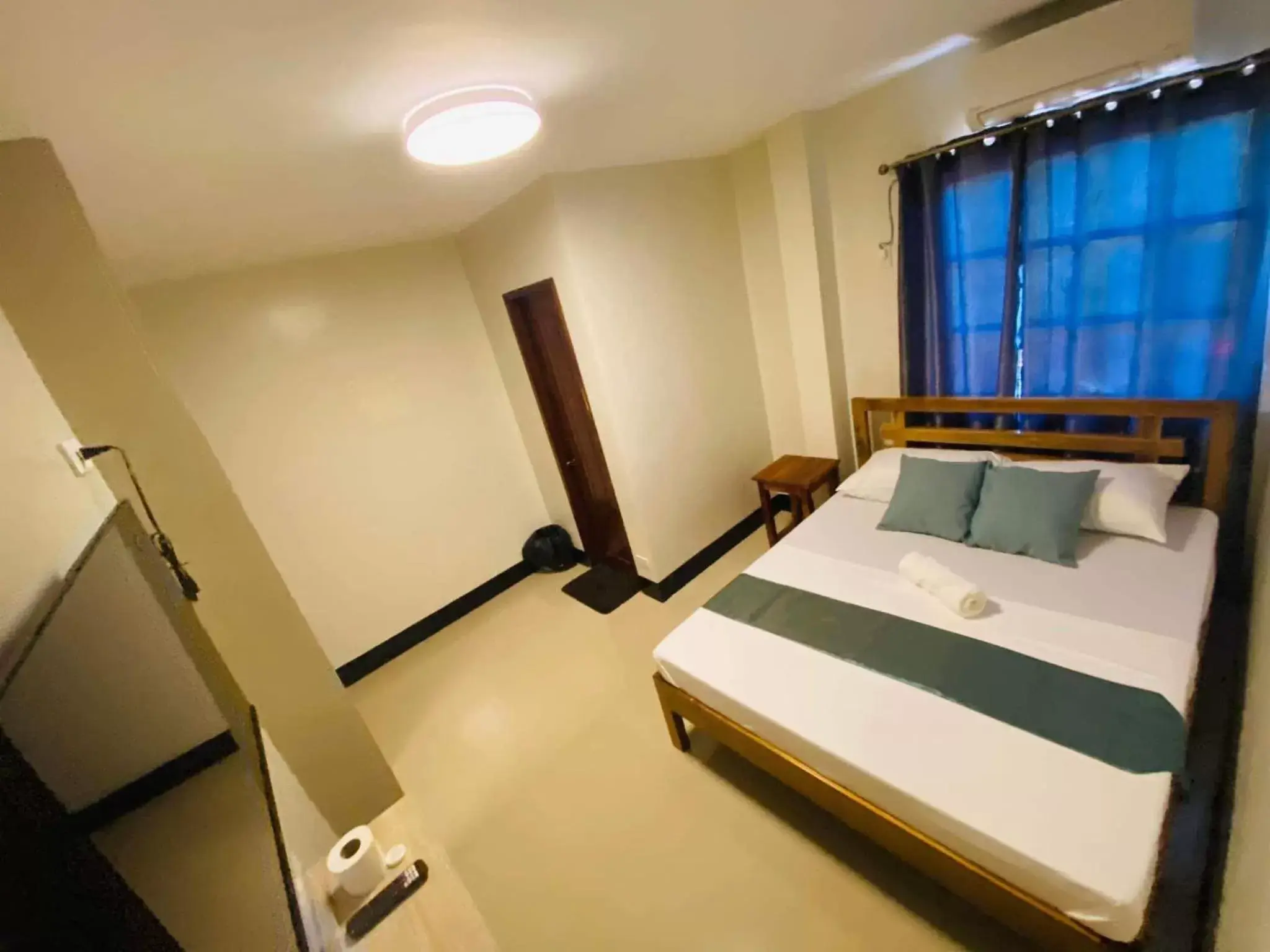 Deluxe King Room in Mongki's Pensionhouse Deluxe King Room in Mongki's Pensionhouse