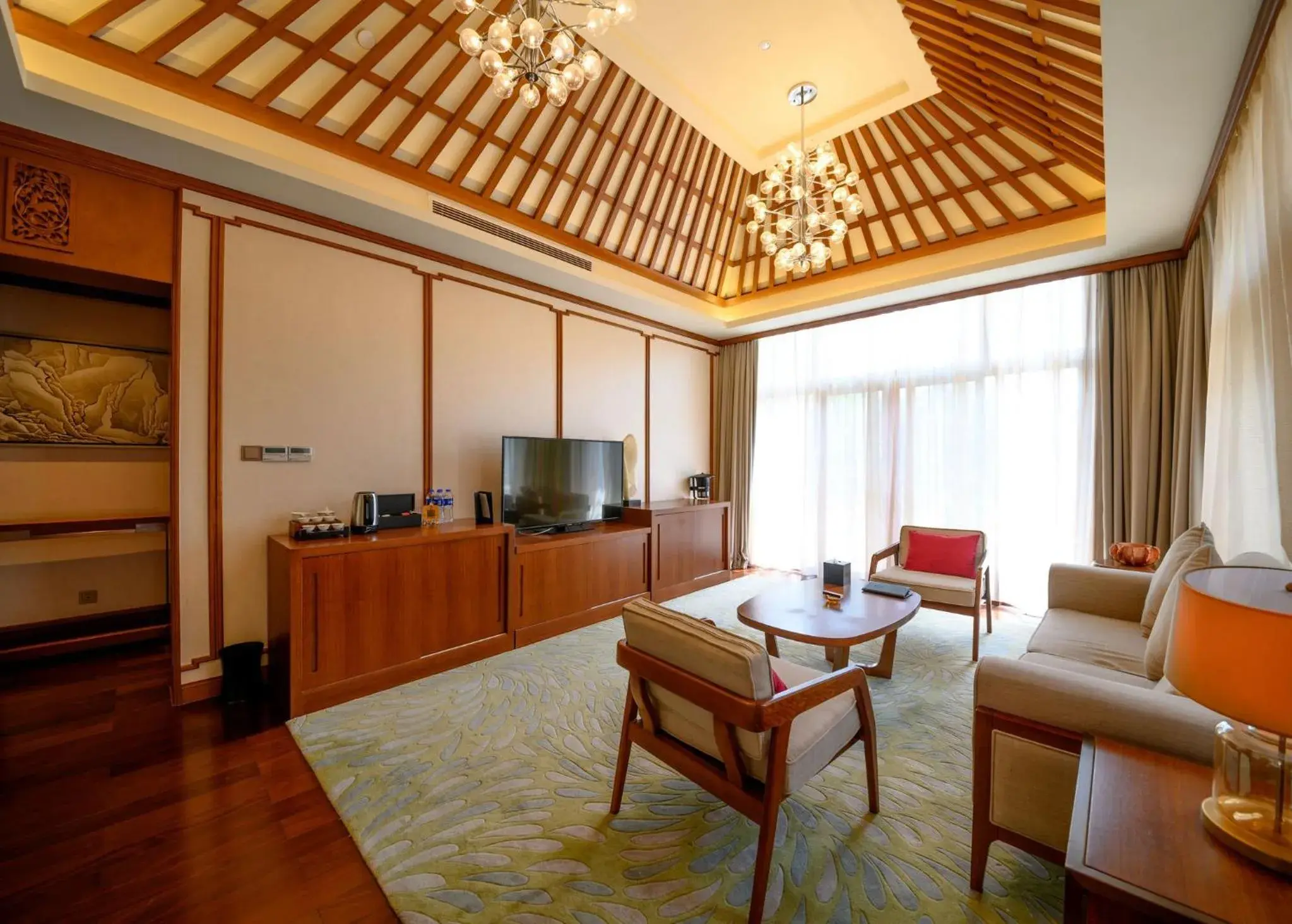 Photo of the whole room, Seating Area in HUALUXE Hotels & Resorts Kunming, an IHG Hotel