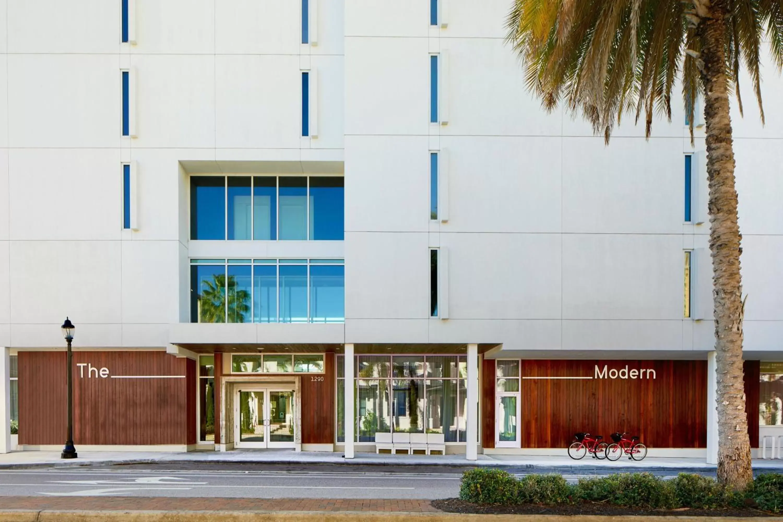 Property Building in The Sarasota Modern, a Tribute Portfolio Hotel