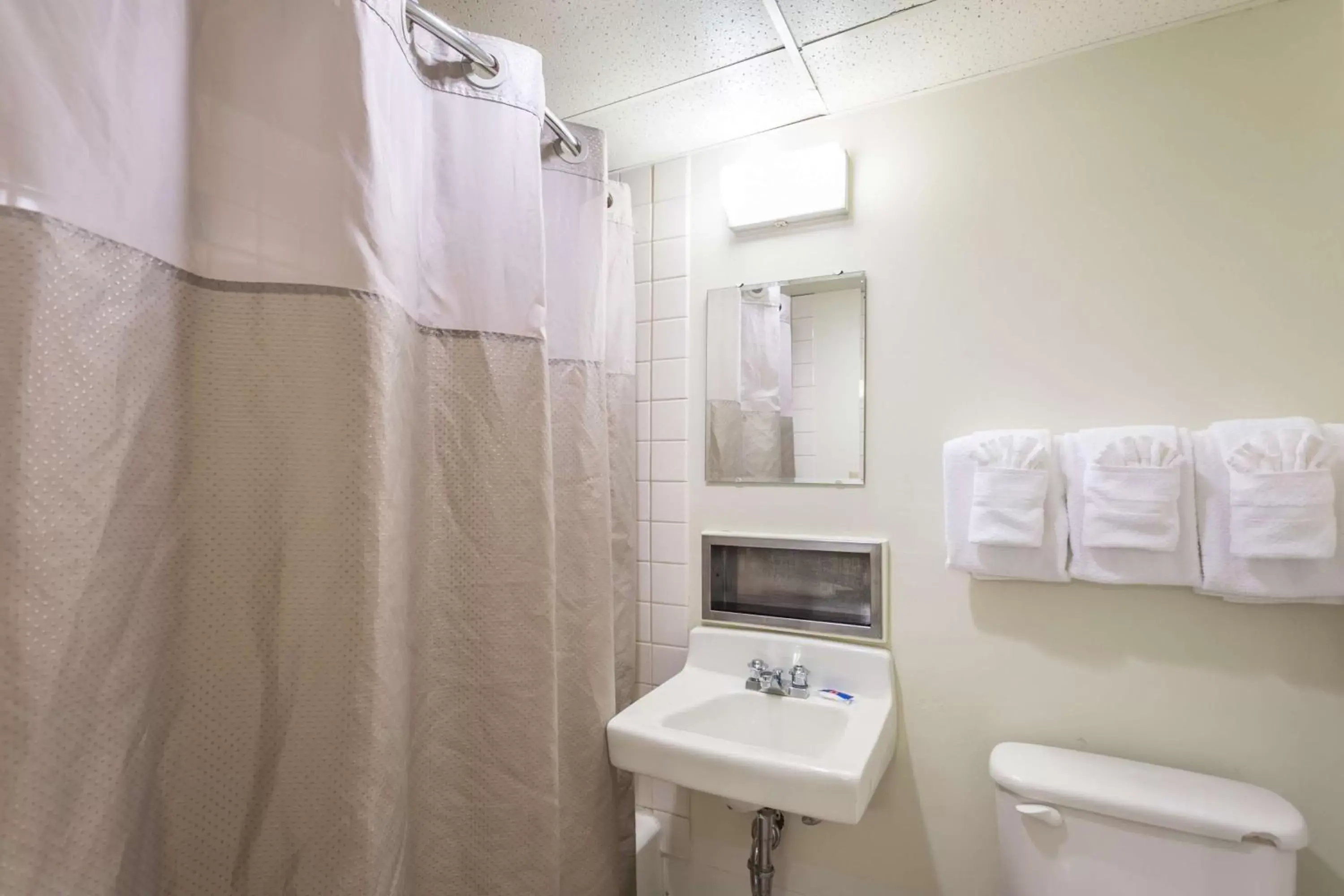 Toilet, Bathroom in Motel 6-Butte, MT - Historic City Center