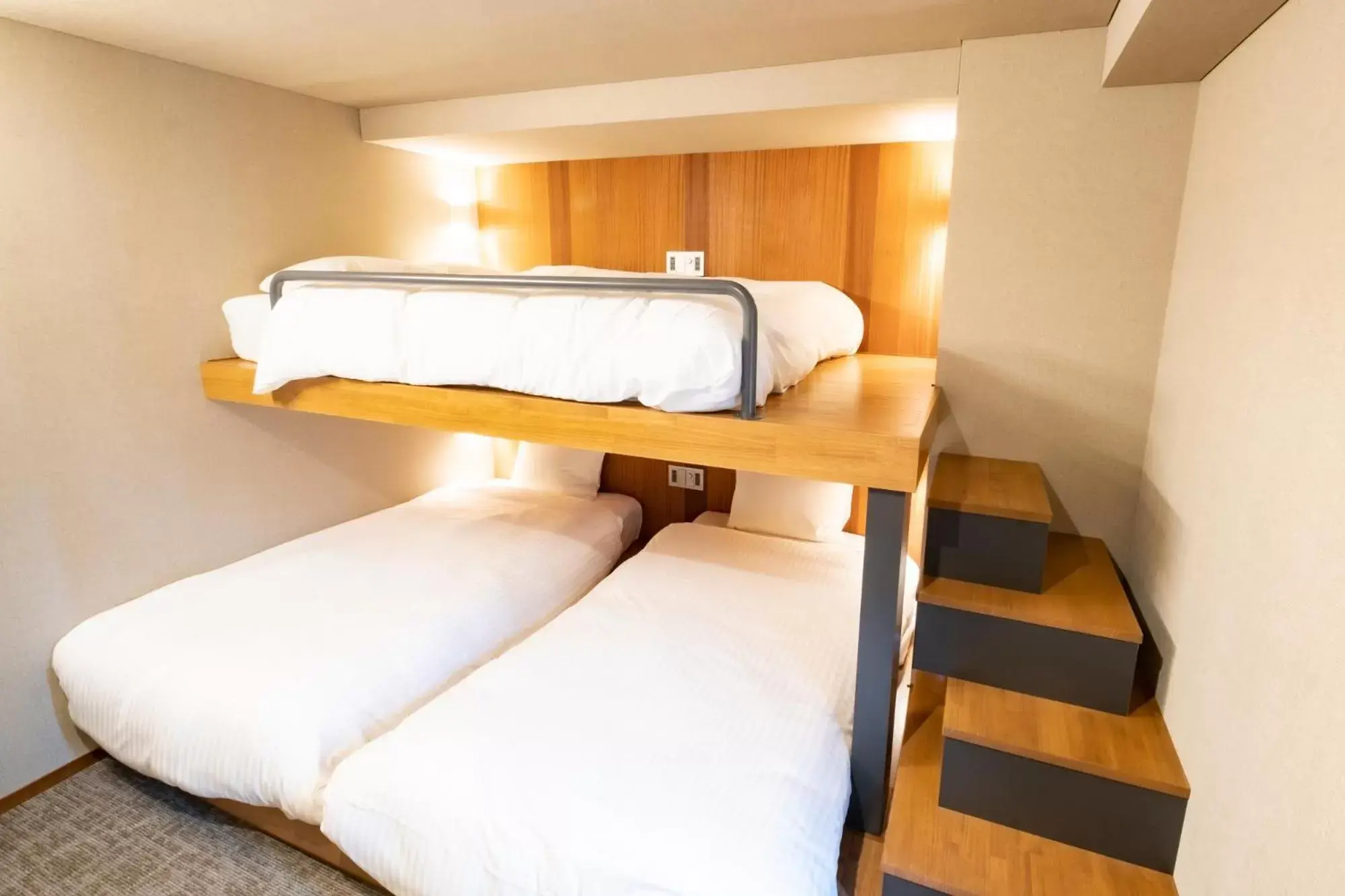 Bunk Bed in &HOTEL HAKATA