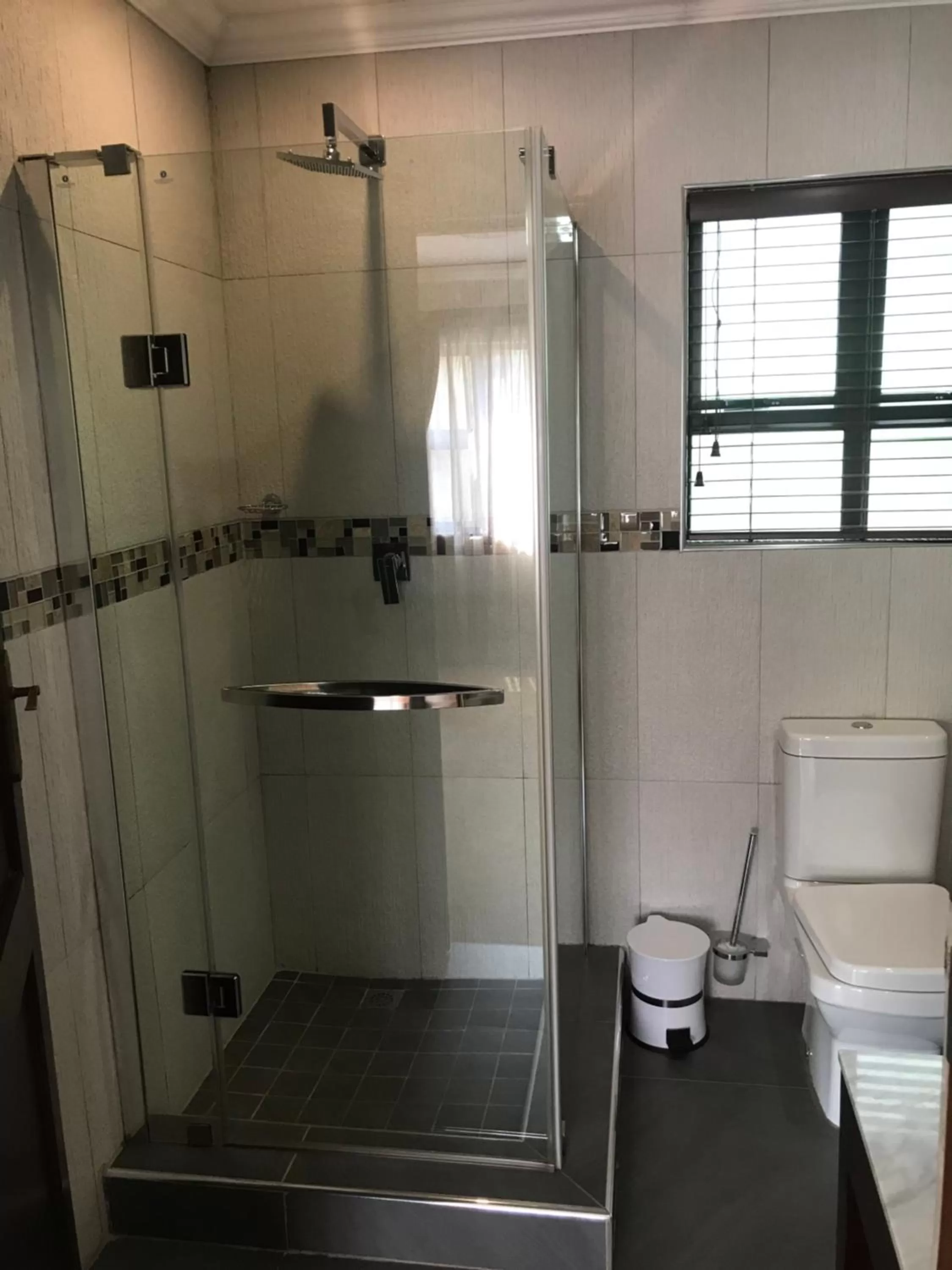 Shower, Bathroom in Ebandla Hotel & Conference Centre