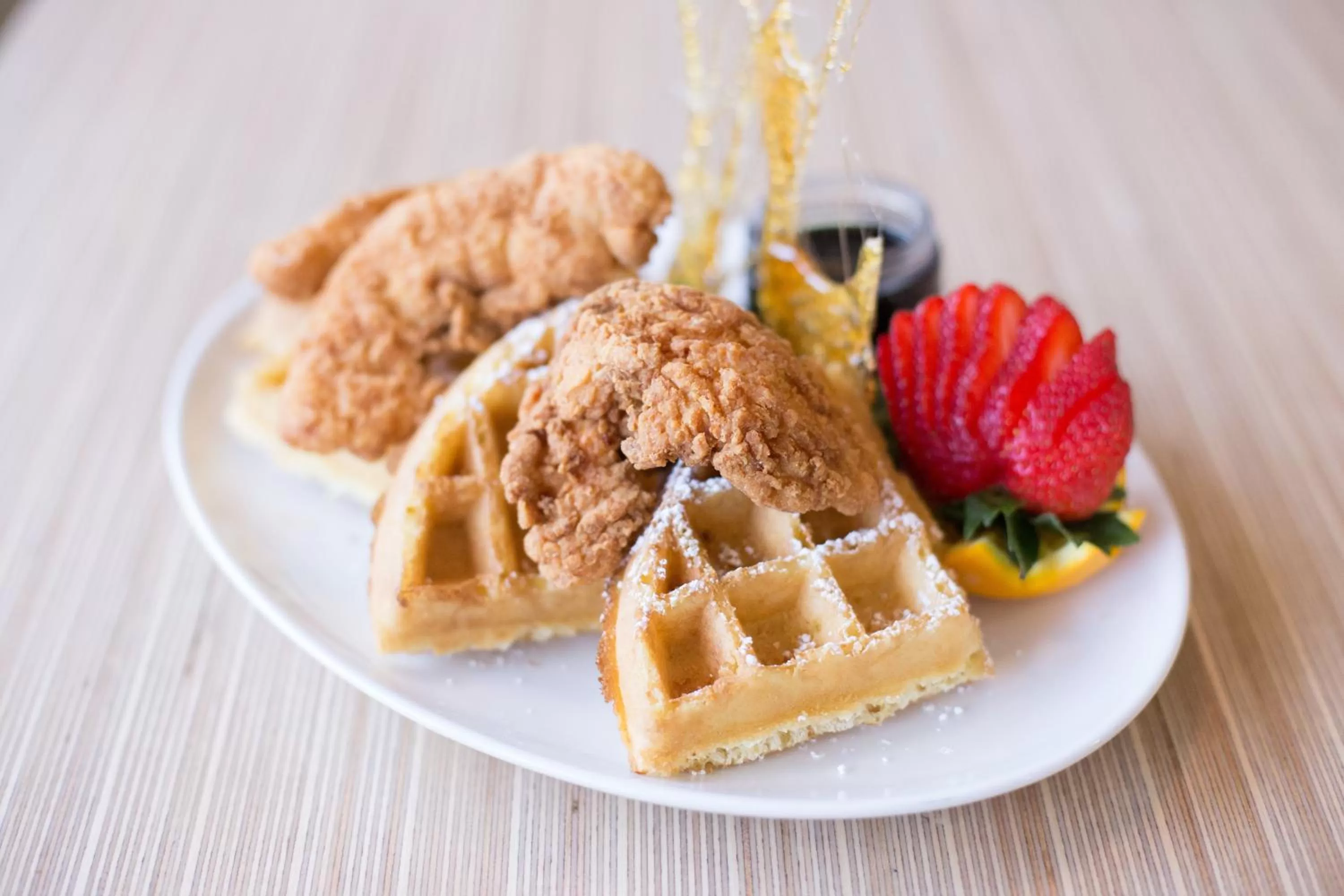 Restaurant/places to eat in Holiday Inn Greenville by IHG