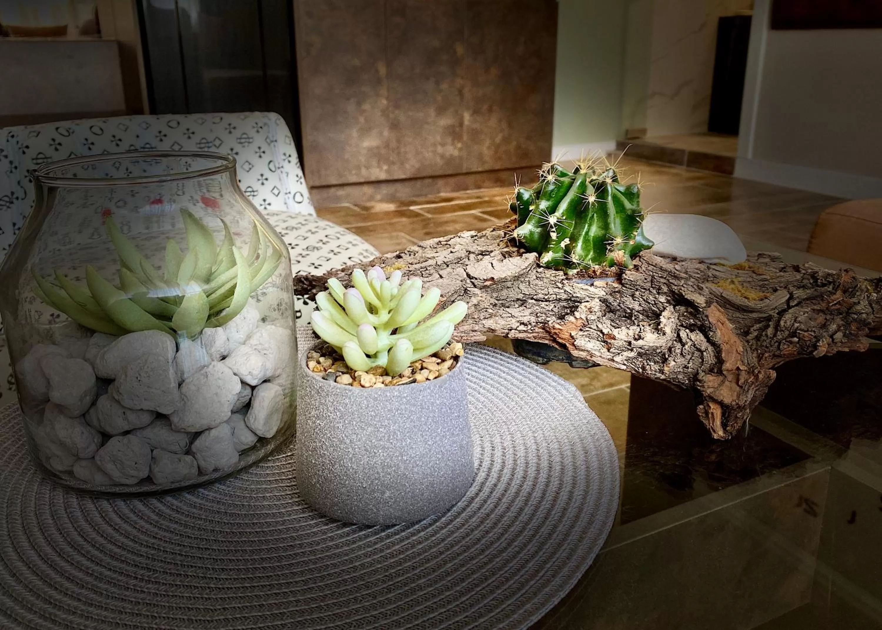 Luxury Apartments Ivon