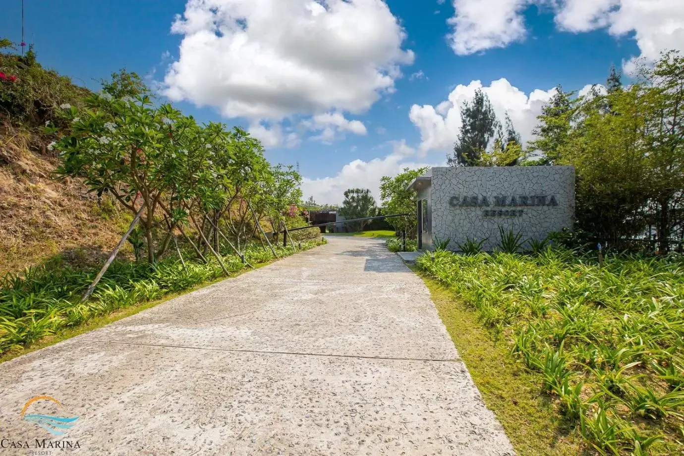 Facade/entrance, Garden in Casa Marina Resort