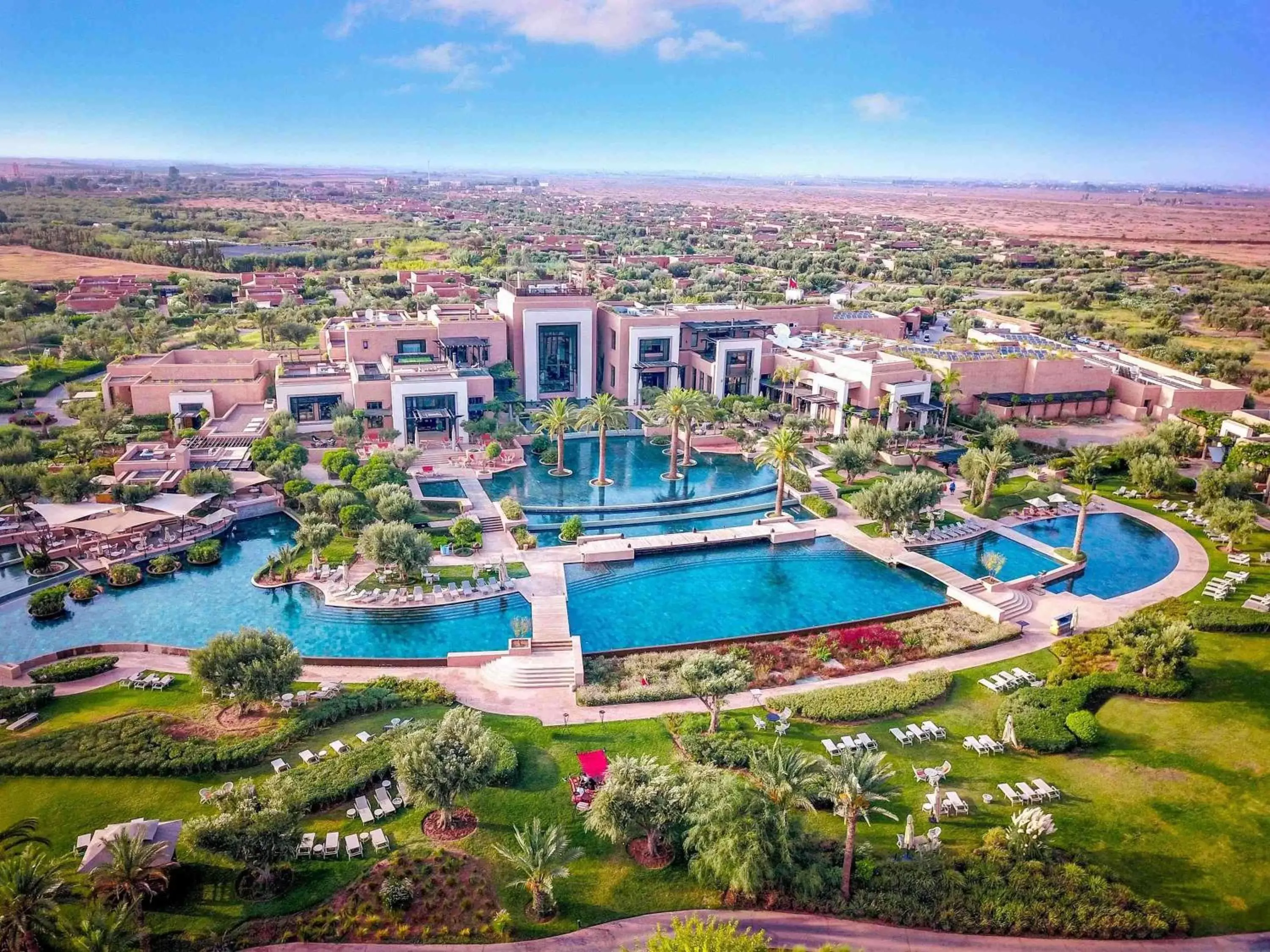 Property building, Bird's-eye View in Fairmont Royal Palm Marrakech