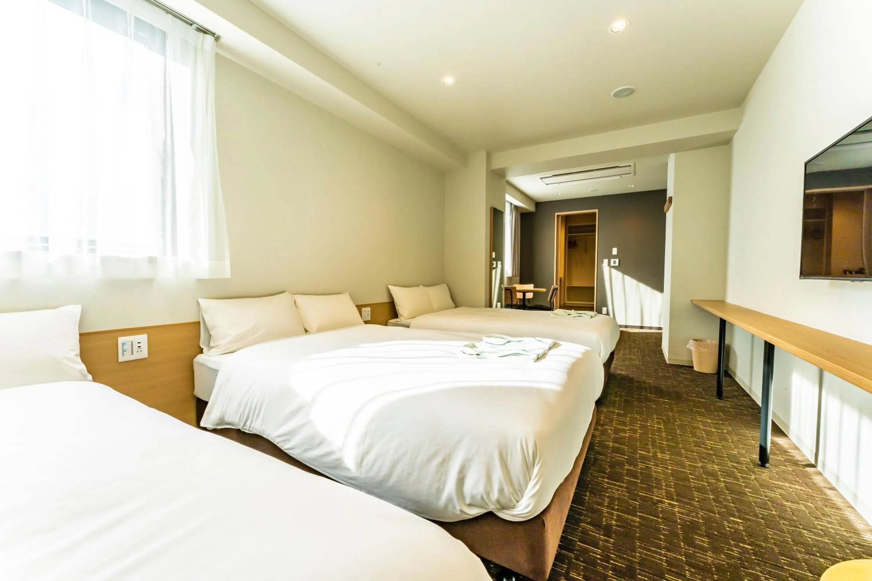 Photo of the whole room, Bed in CVS Bay Hotel