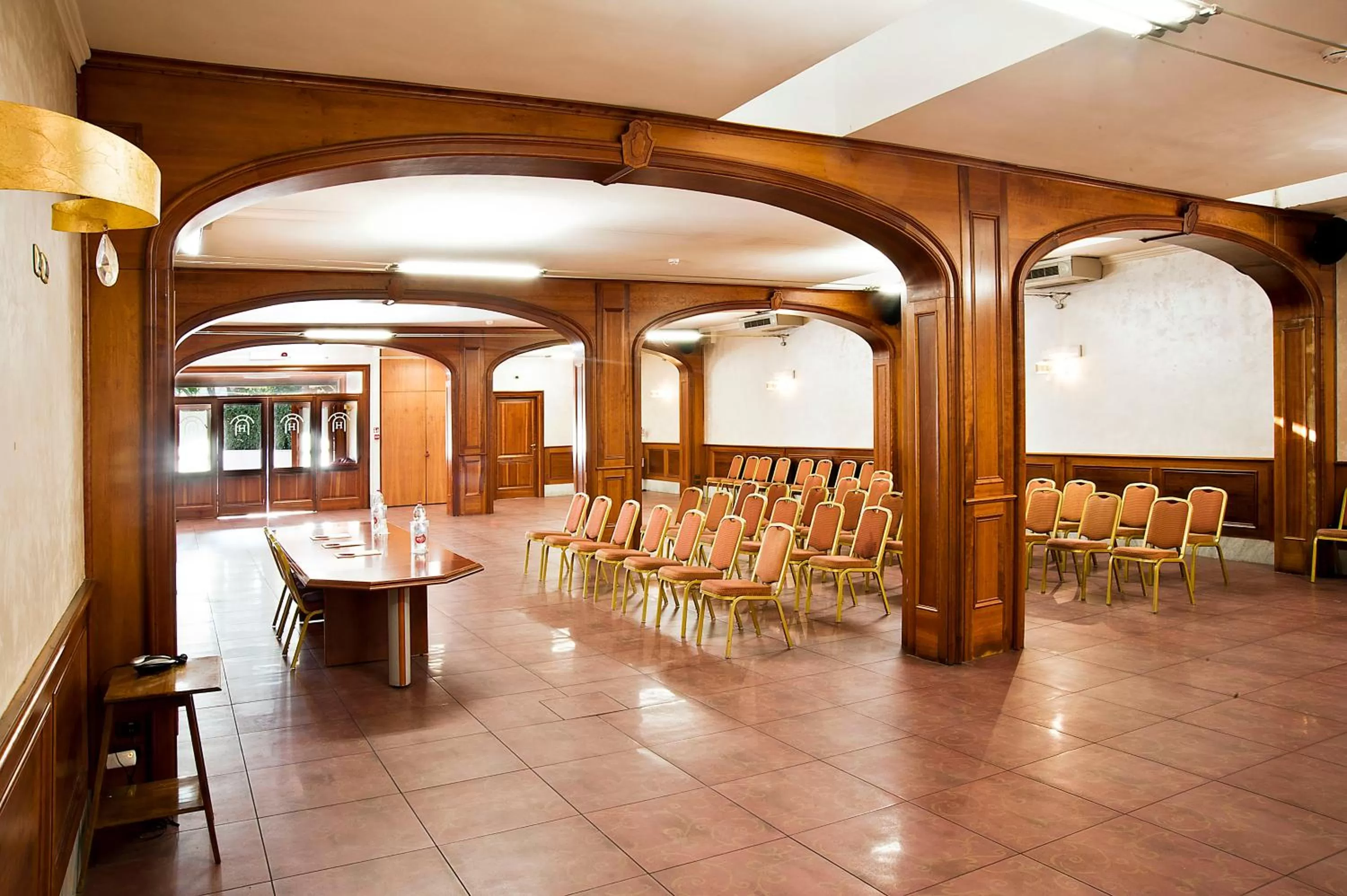 Meeting/conference room in Hotel Arco Di Travertino