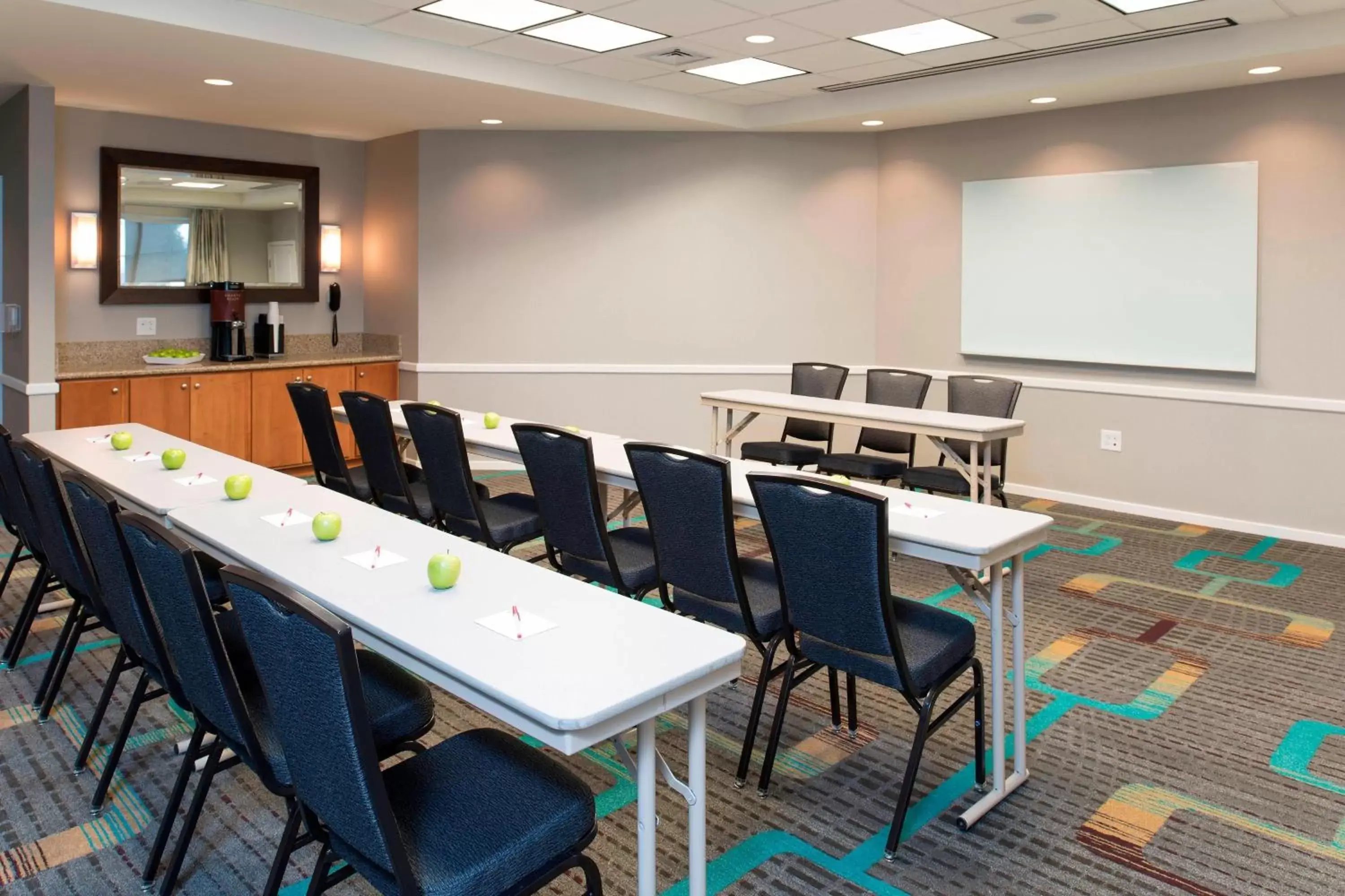Meeting/conference room in Residence Inn Moline Quad Cities