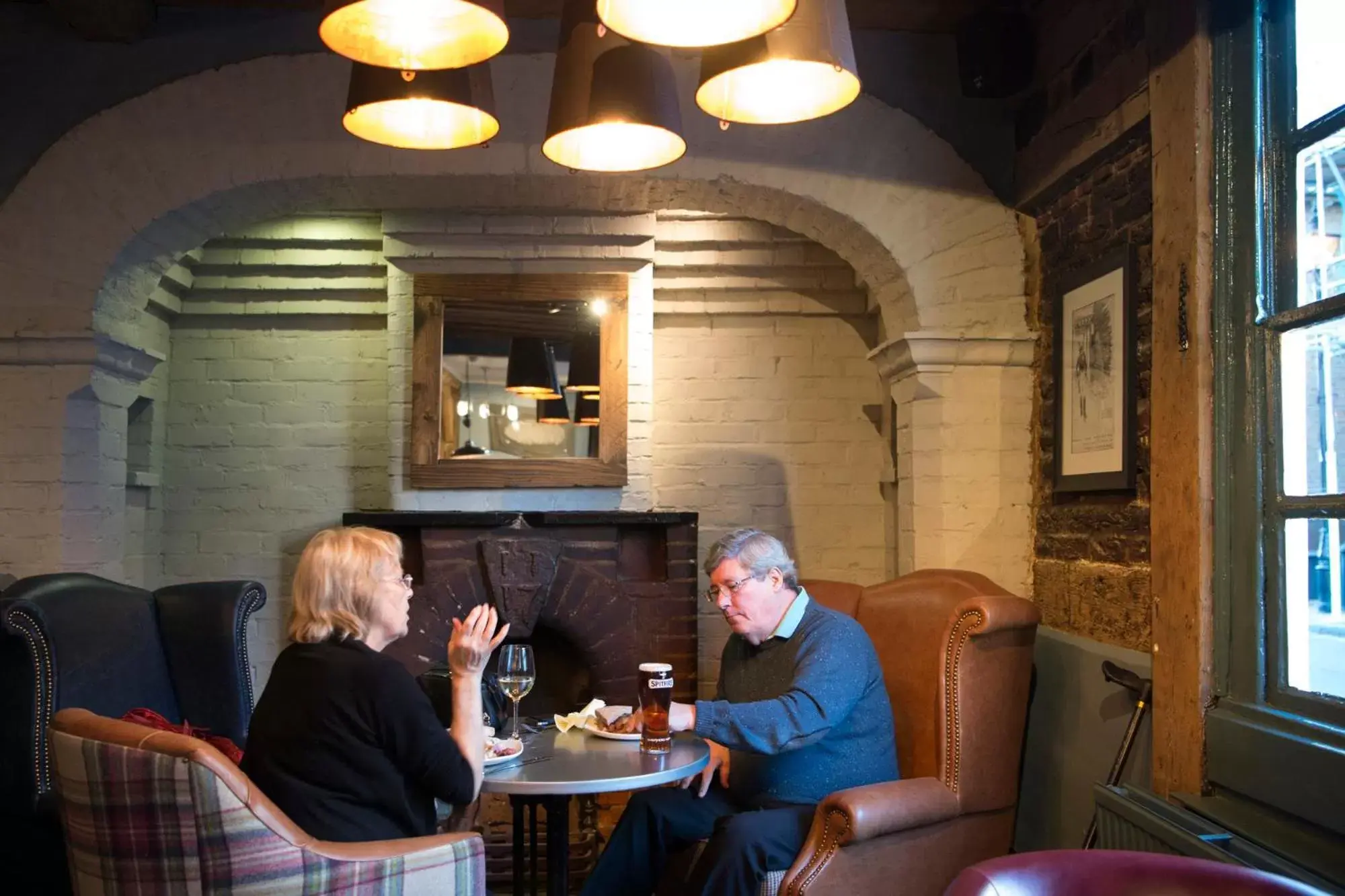 People, Lounge/Bar in The Ostrich Inn Colnbrook London Heathrow