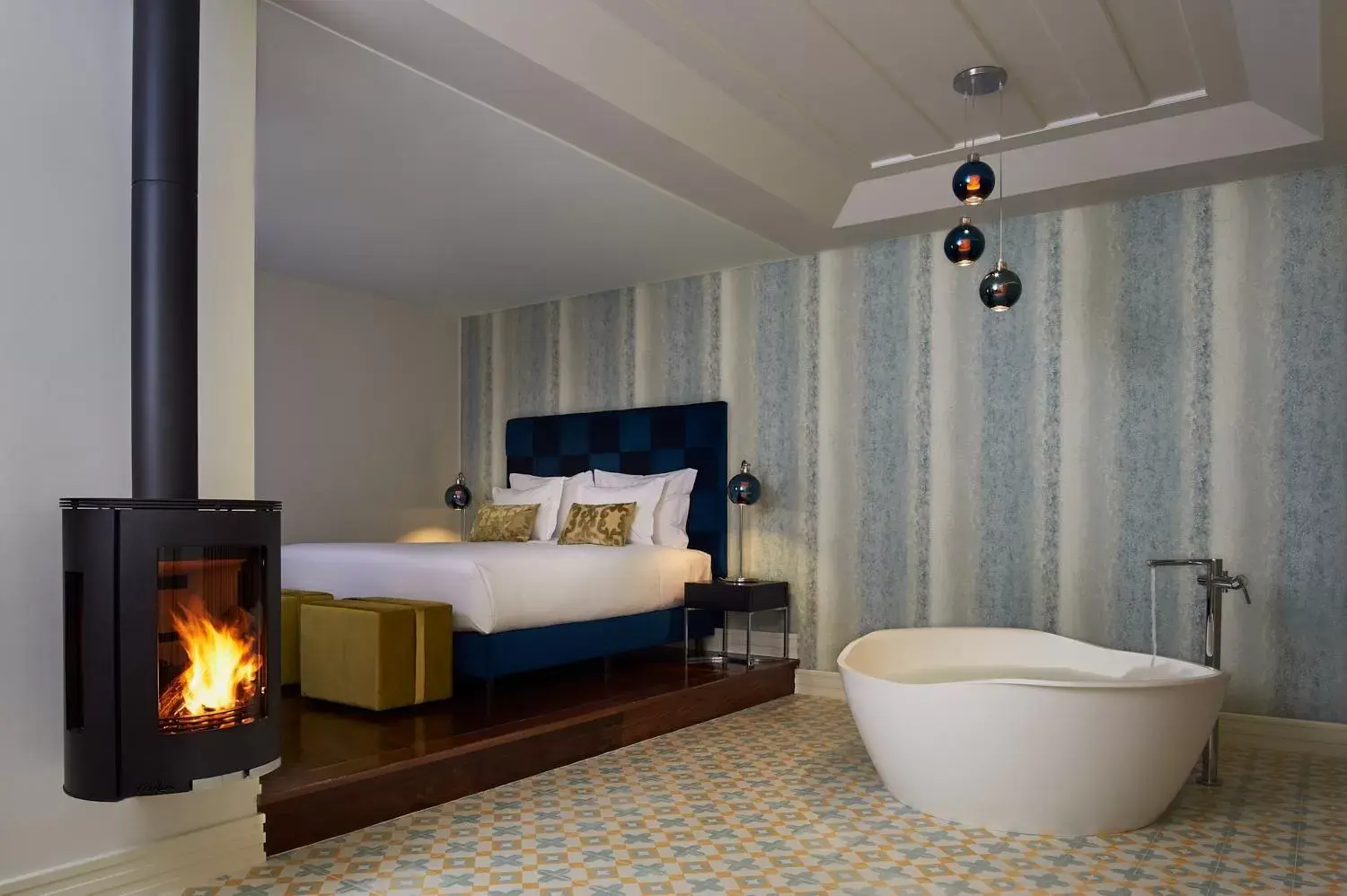 Bed, Bathroom in Convento do Seixo Boutique Hotel & Spa