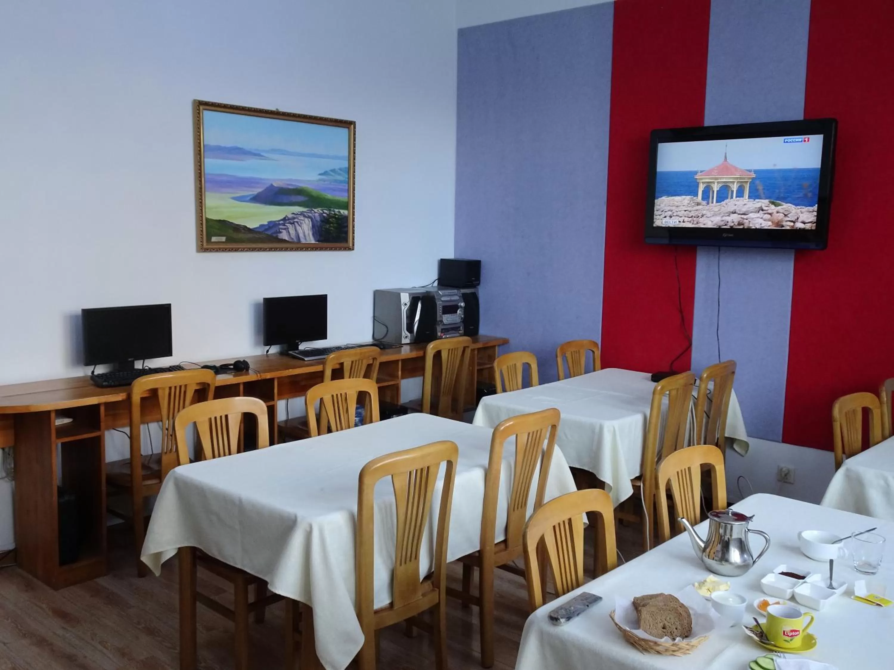 Lobby or reception, Restaurant/Places to Eat in Tsolmon's Serviced Apartments